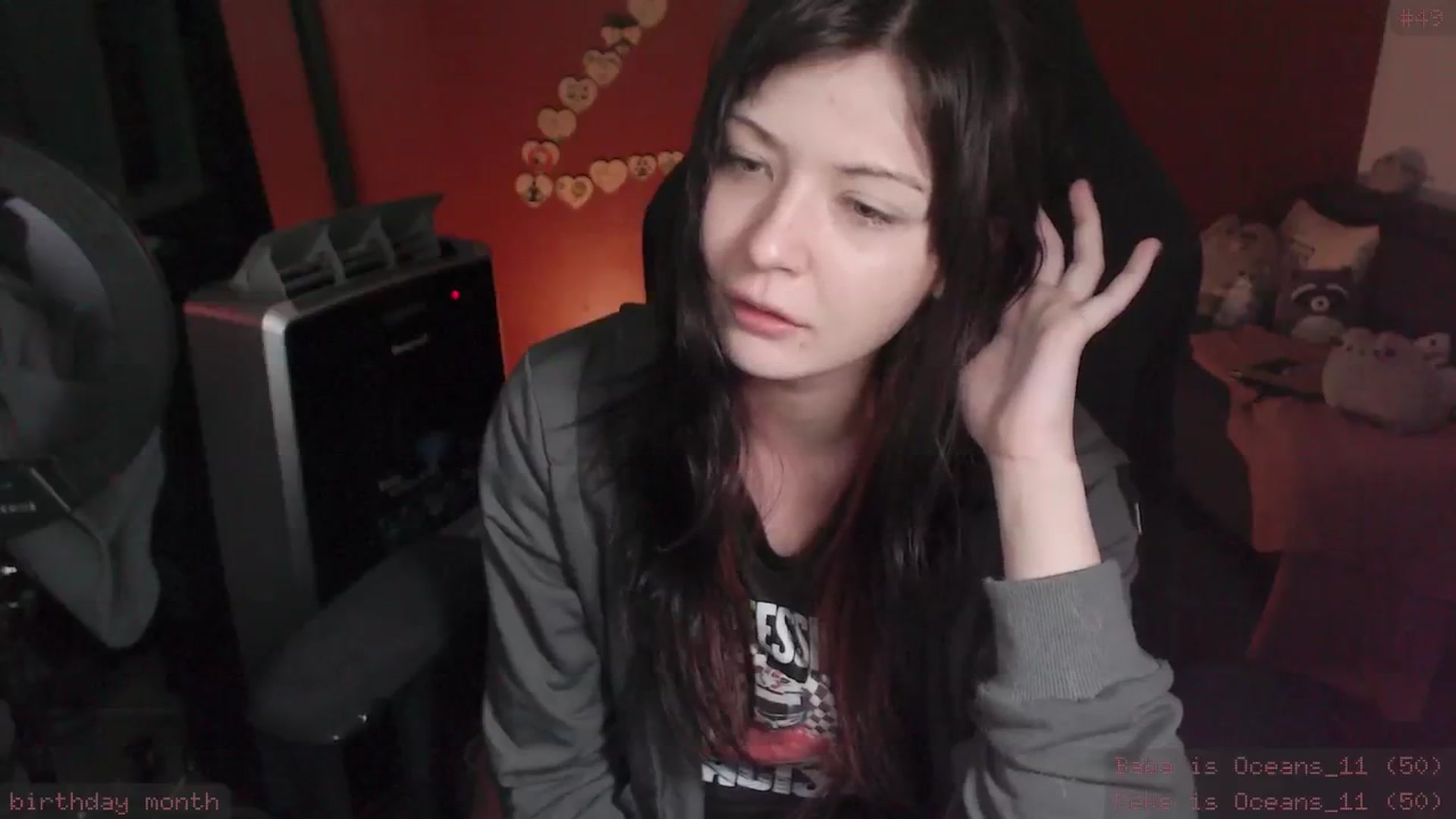 Gallery image thumbnail from RoomToAvoid's myfreecams stream on, 01/14/2025, 06:31 image 3 of 20