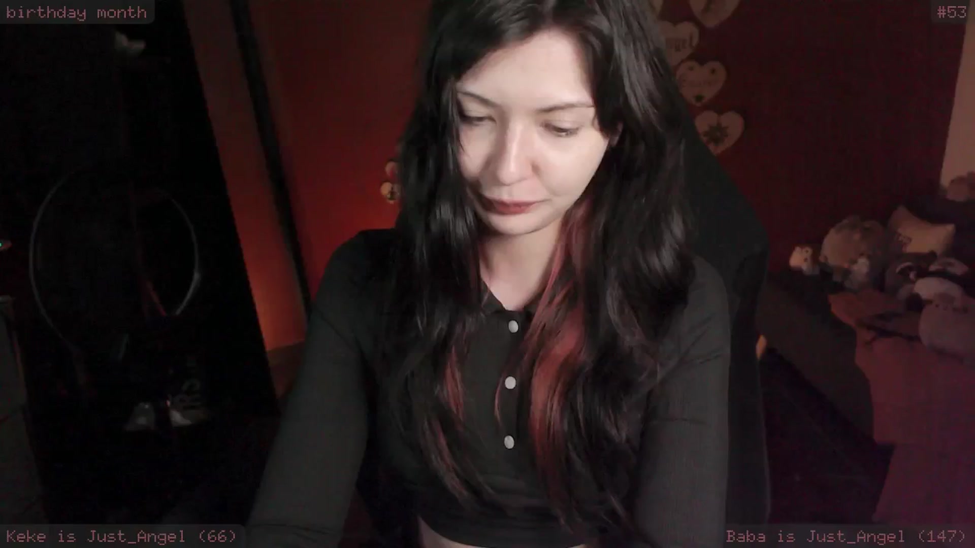 Gallery image thumbnail from RoomToAvoid's myfreecams stream on, 01/16/2025, 05:29 image 6 of 20