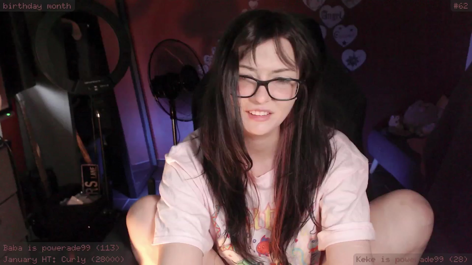 Gallery image thumbnail from RoomToAvoid's myfreecams stream on, 01/23/2025, 06:19 image 6 of 20