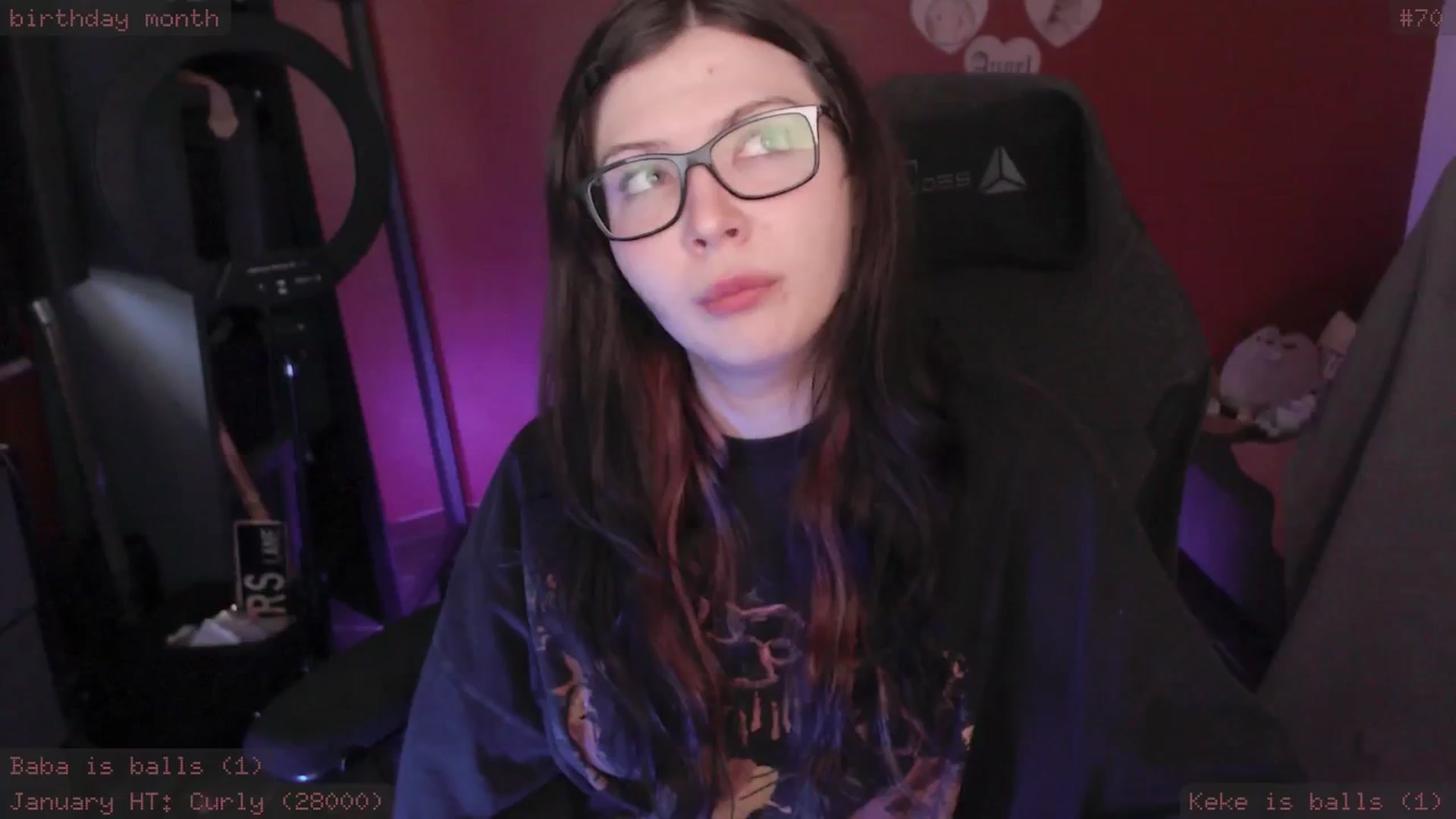 Gallery image thumbnail from RoomToAvoid's myfreecams stream on, 01/24/2025, 04:04 image 1 of 20