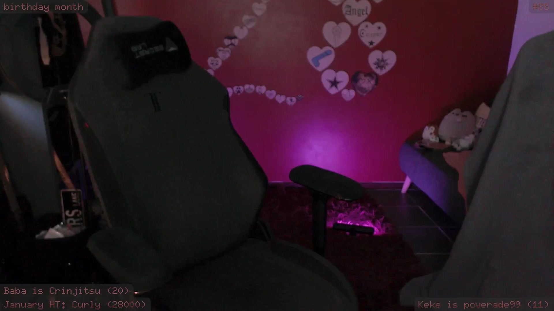 Gallery image thumbnail from RoomToAvoid's myfreecams stream on, 01/25/2025, 04:57 image 5 of 20
