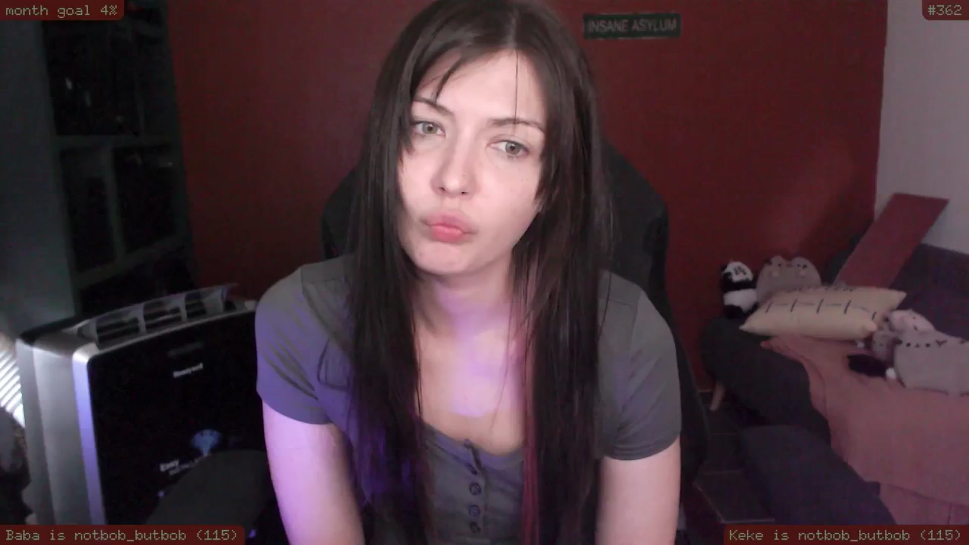 Gallery image thumbnail from RoomToAvoid's myfreecams stream on, 02/04/2025, 01:28 image 7 of 20
