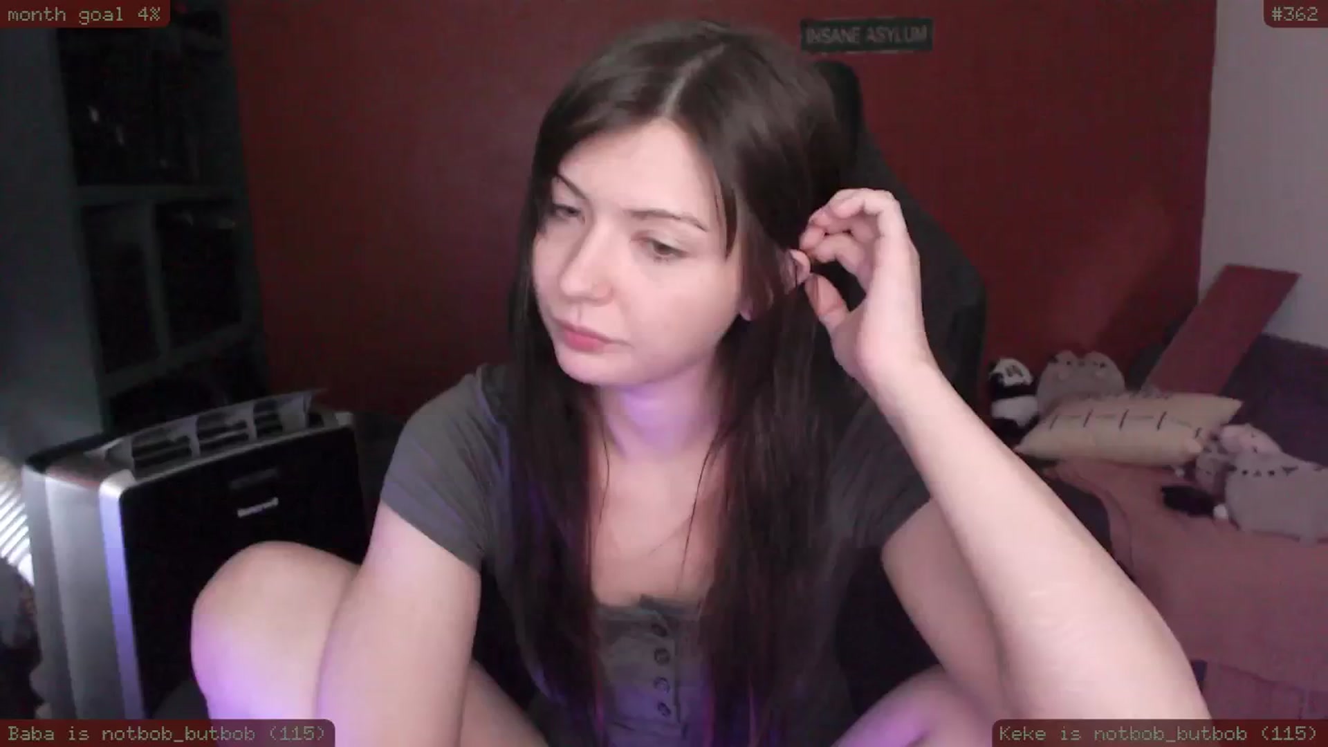 Gallery image thumbnail from RoomToAvoid's myfreecams stream on, 02/04/2025, 01:28 image 9 of 20