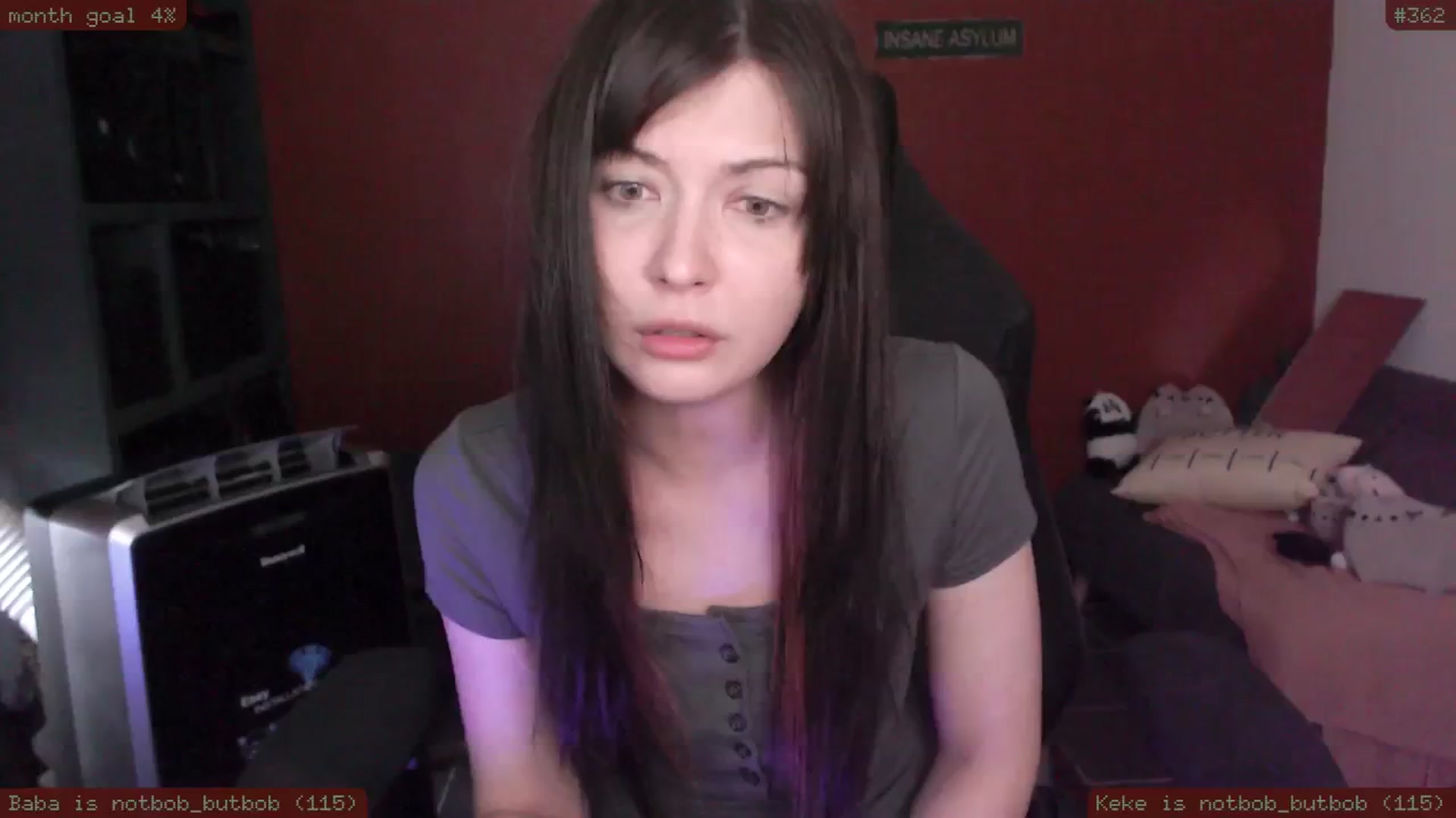 Gallery image thumbnail from RoomToAvoid's myfreecams stream on, 02/04/2025, 01:28 image 4 of 20
