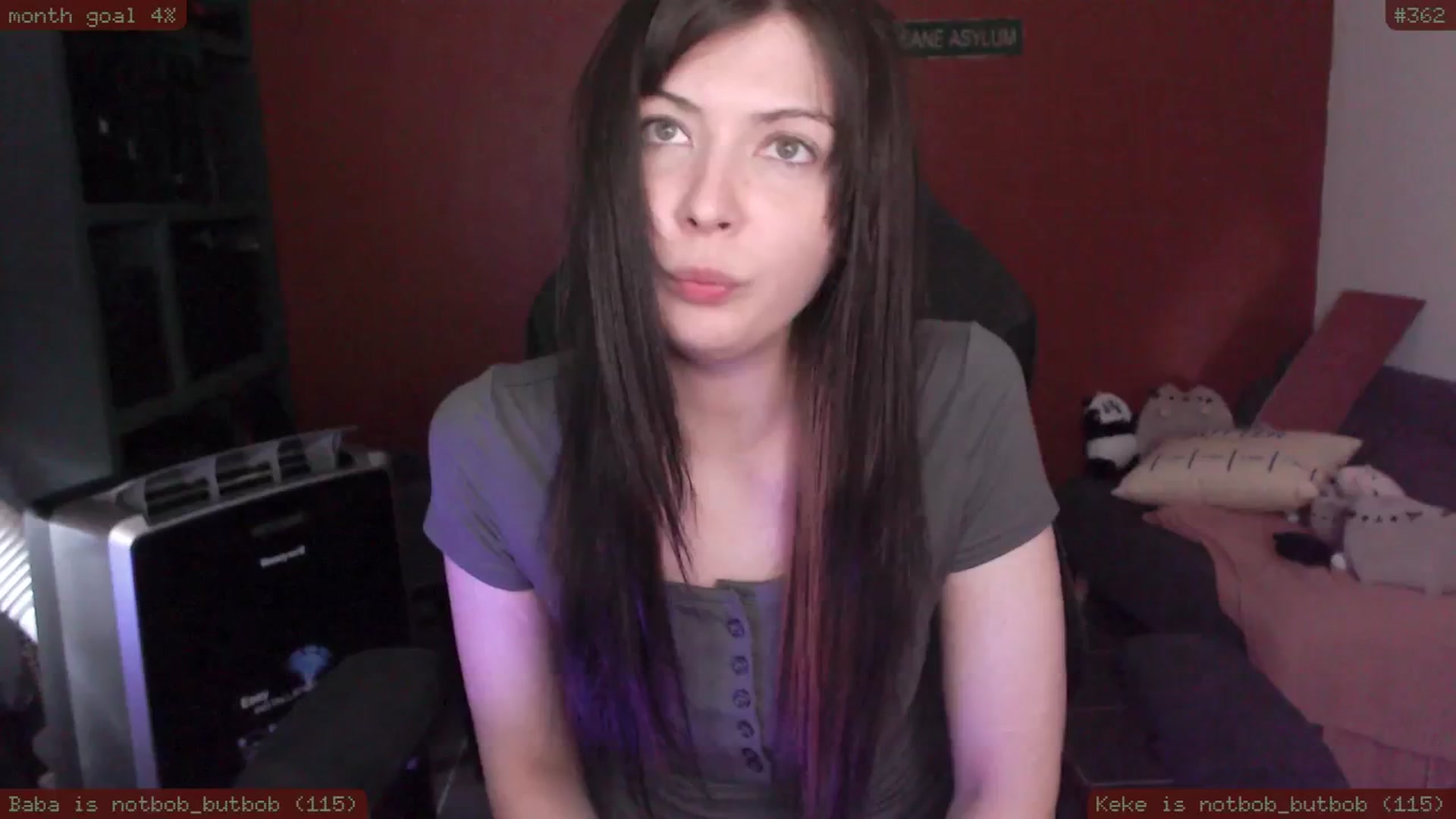 Gallery image thumbnail from RoomToAvoid's myfreecams stream on, 02/04/2025, 01:28 image 3 of 20
