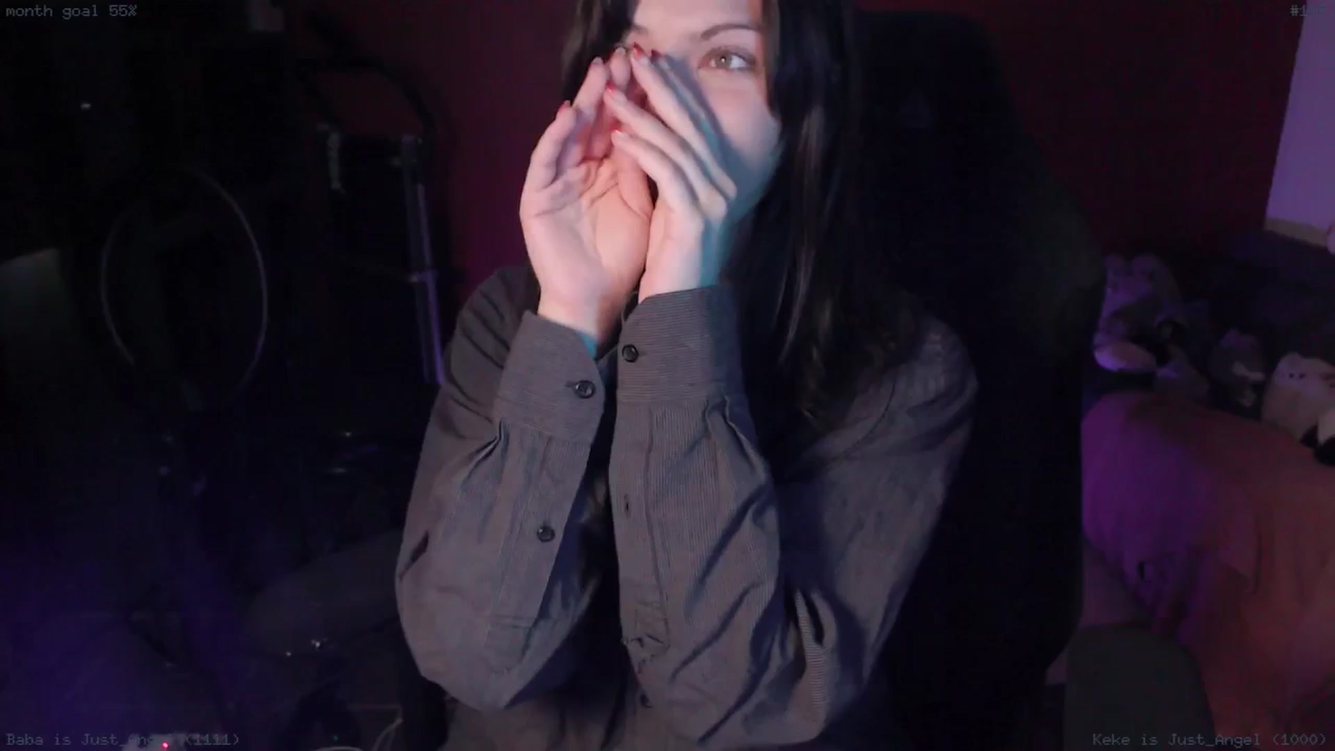 Gallery image thumbnail from RoomToAvoid's myfreecams stream on, 02/19/2025, 01:04 image 14 of 20