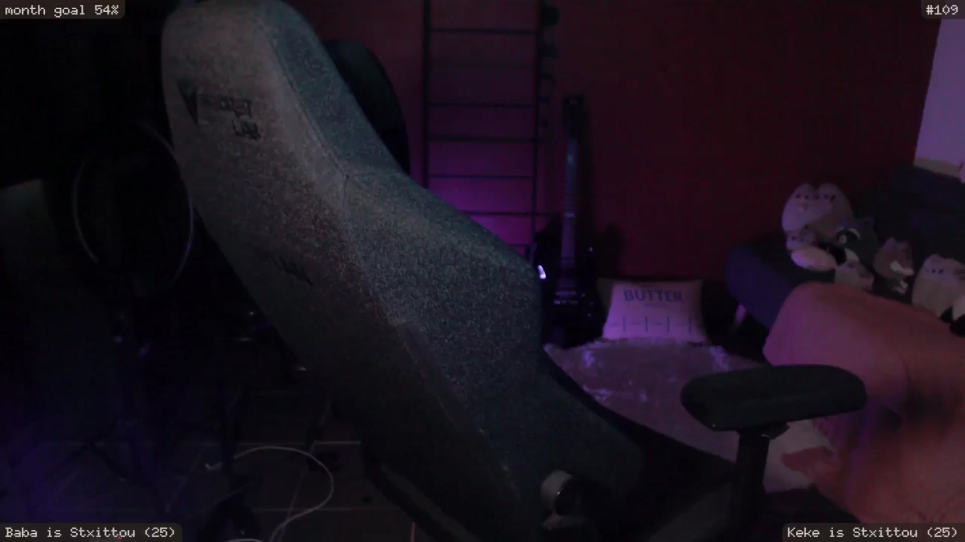 Gallery image thumbnail from RoomToAvoid's myfreecams stream on, 02/19/2025, 01:04 image 8 of 20