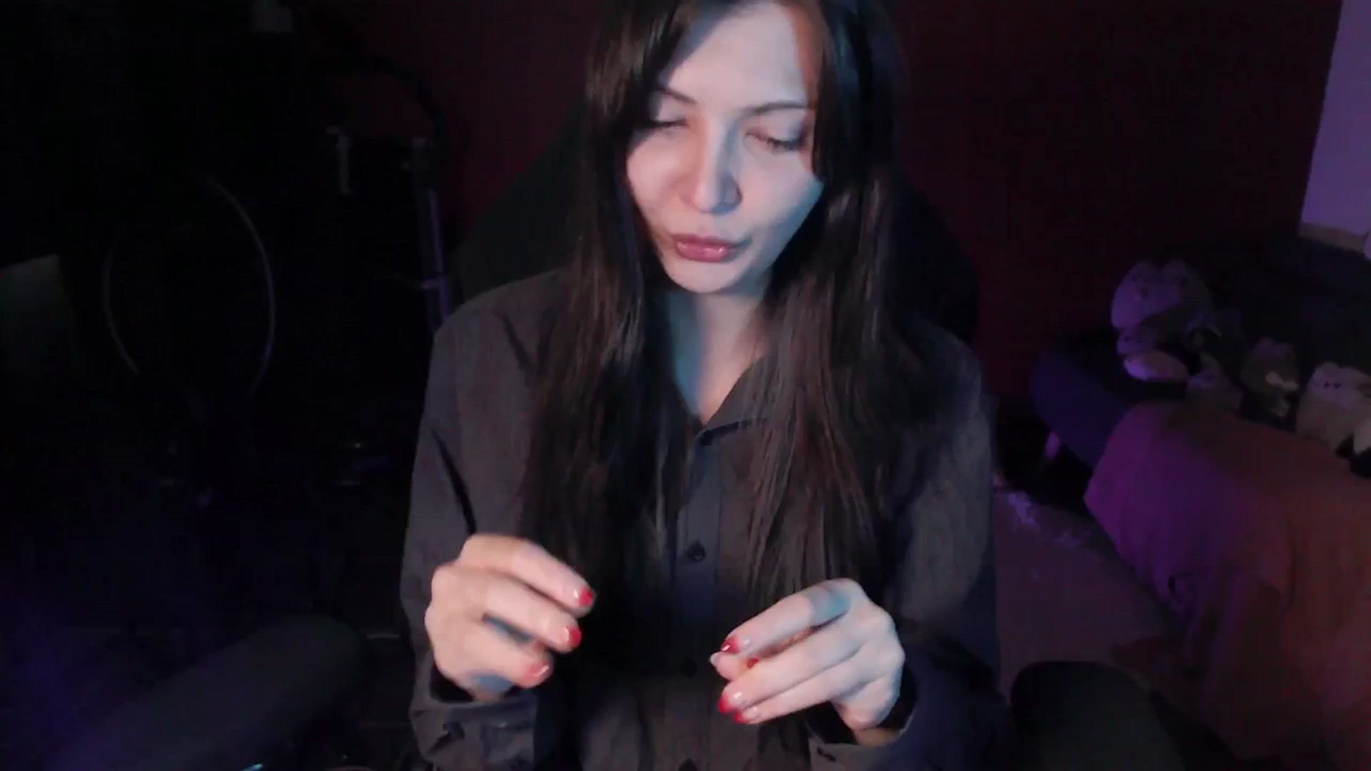 Gallery image thumbnail from RoomToAvoid's myfreecams stream on, 02/19/2025, 01:04 image 3 of 20
