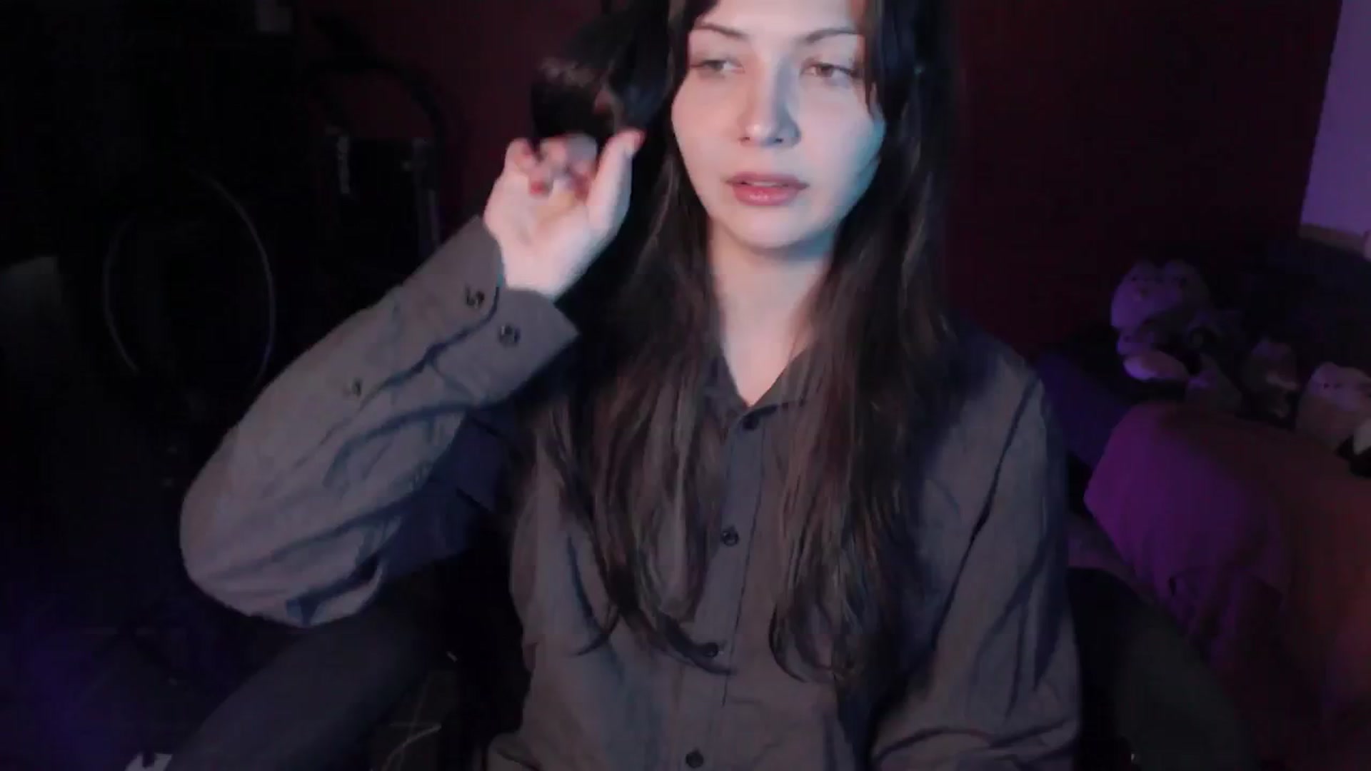 Gallery image thumbnail from RoomToAvoid's myfreecams stream on, 02/19/2025, 01:04 image 5 of 20