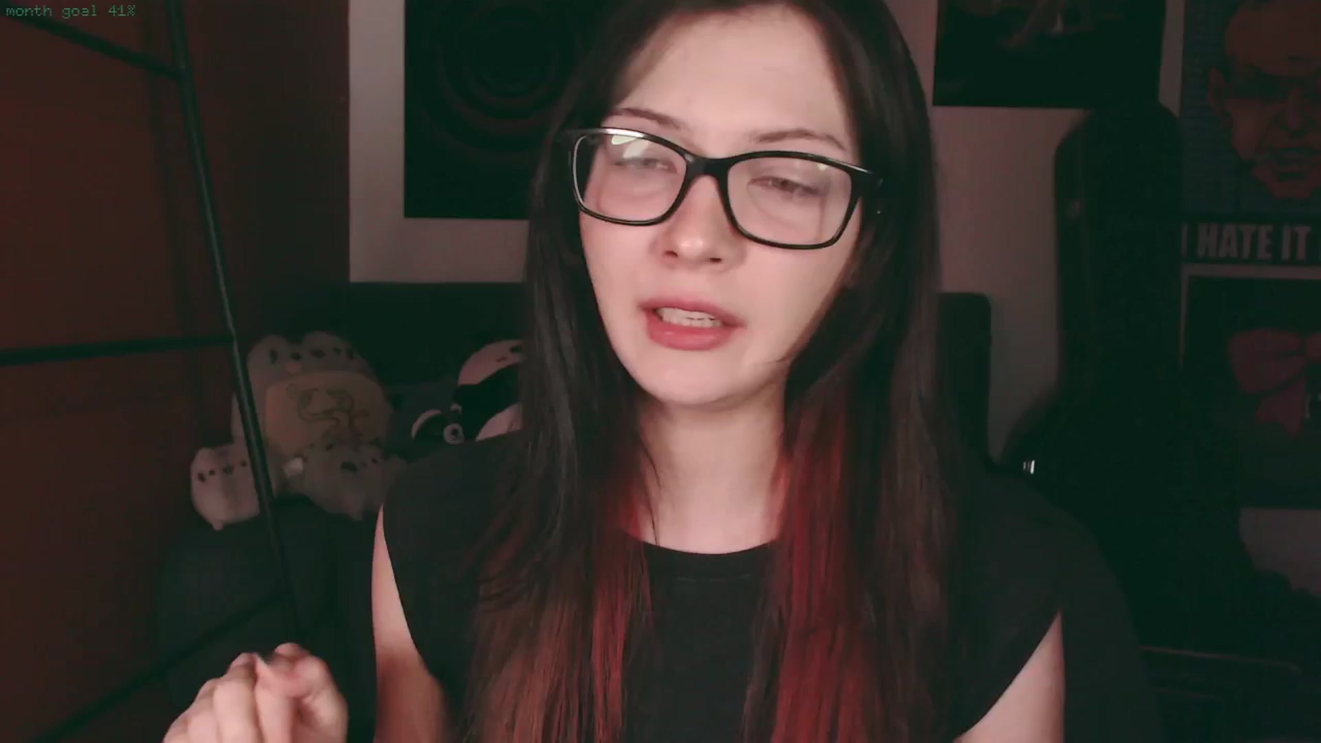 Gallery image thumbnail from RoomToAvoid's myfreecams stream on, 03/24/2025, 23:46 image 16 of 20