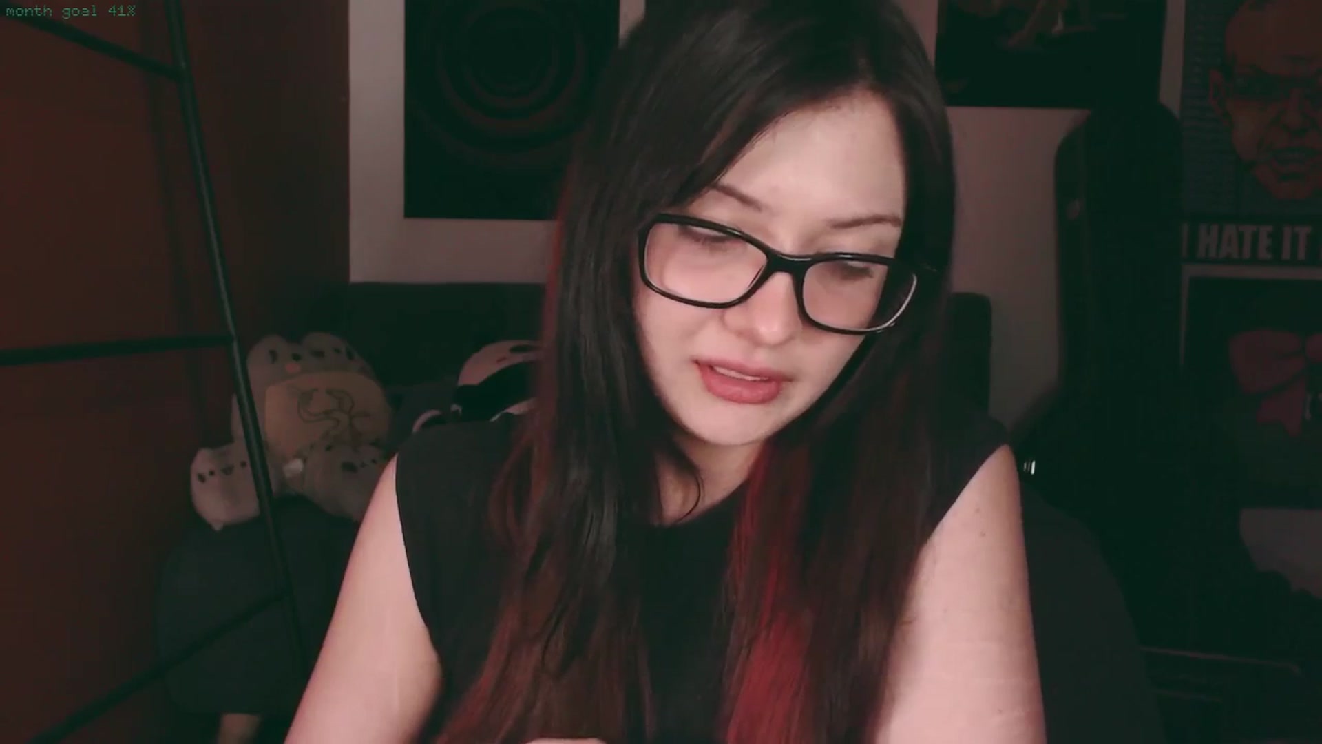 Gallery image thumbnail from RoomToAvoid's myfreecams stream on, 03/24/2025, 23:46 image 17 of 20
