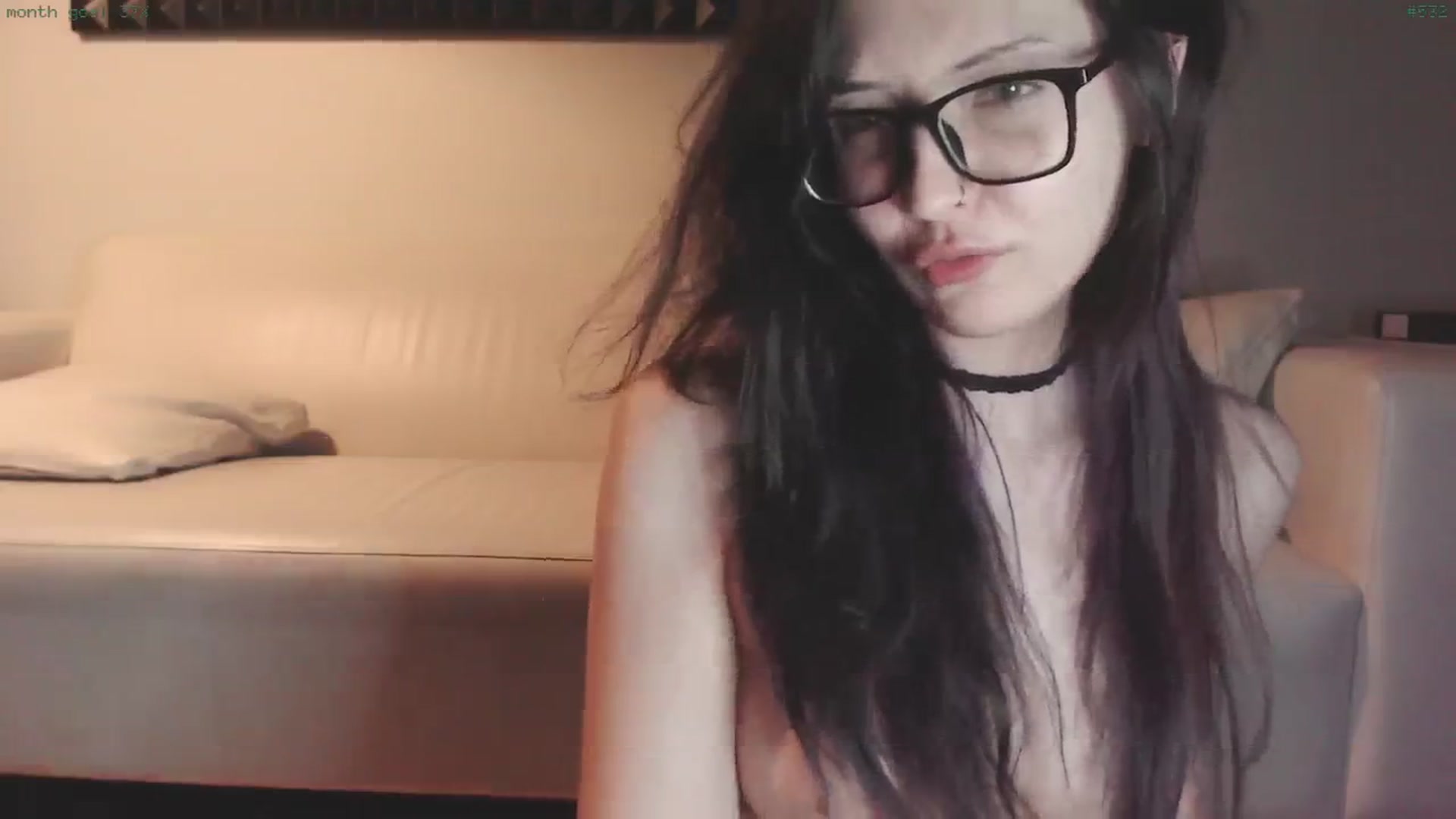 Gallery image thumbnail from RoomToAvoid's myfreecams stream on, 04/23/2025, 08:52 image 15 of 20