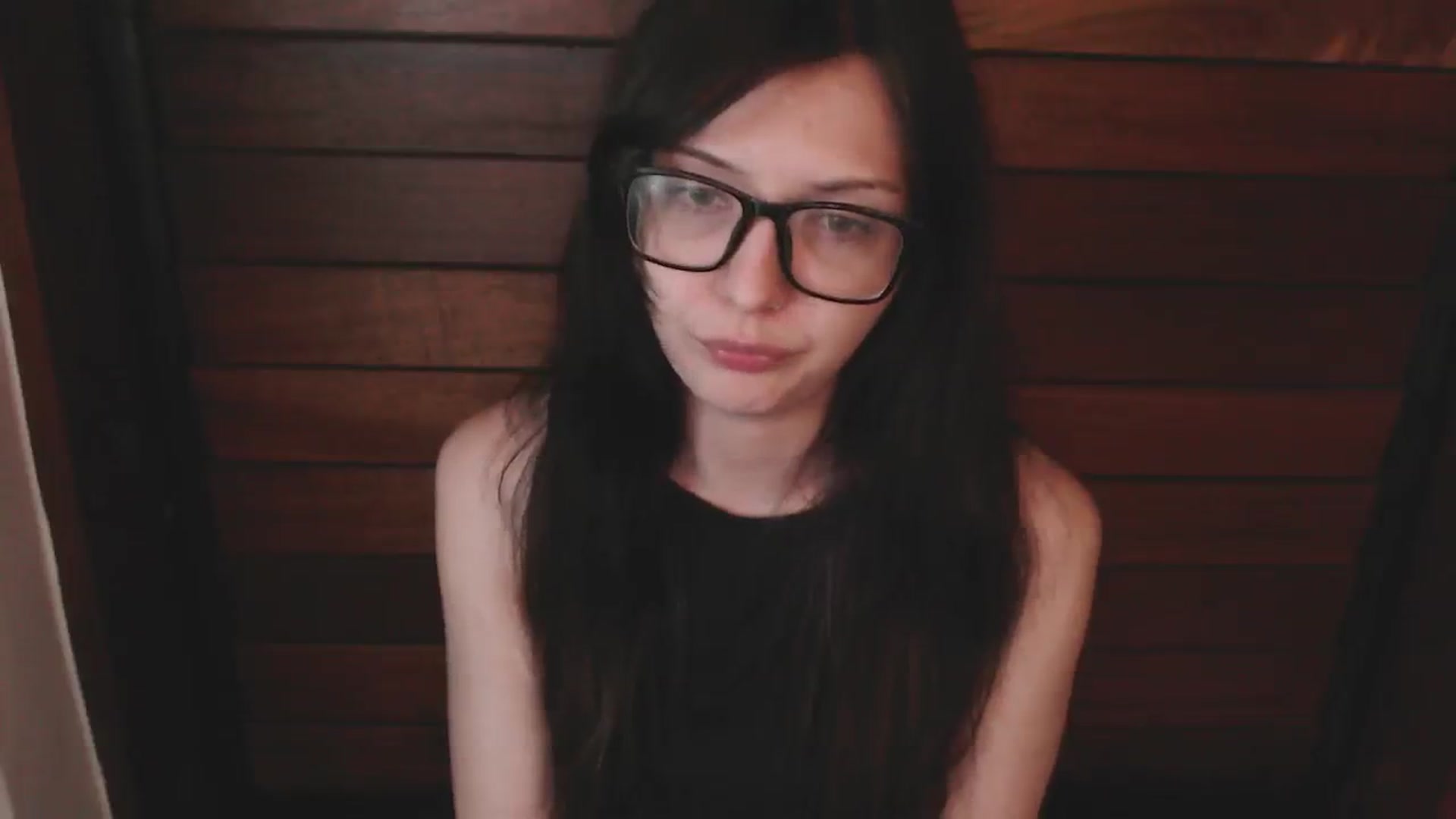 Gallery image thumbnail from RoomToAvoid's myfreecams stream on, 04/28/2025, 11:10 image 13 of 20