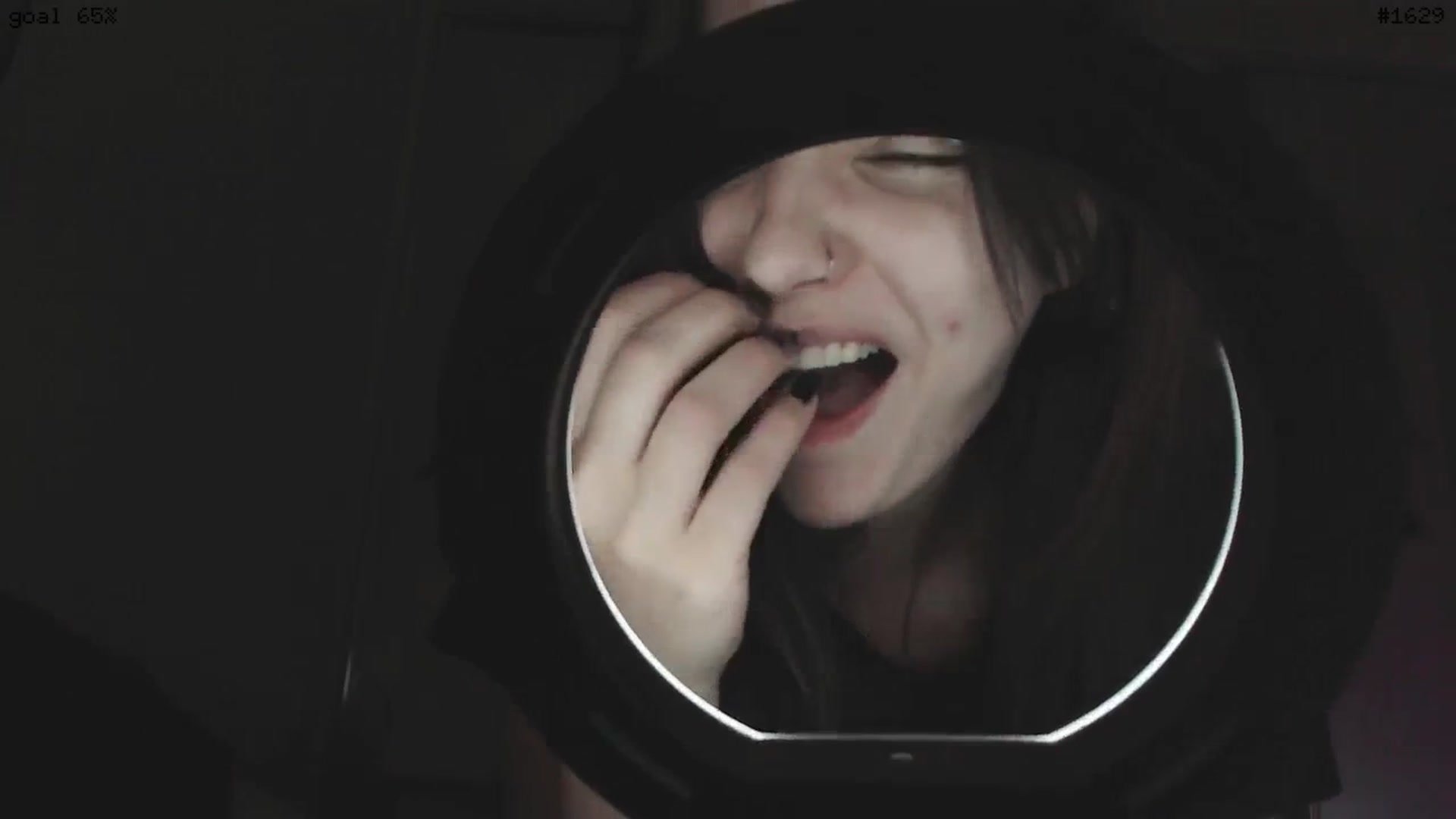 Gallery image thumbnail from RoomToAvoid's myfreecams stream on, 05/04/2025, 05:24 image 19 of 20