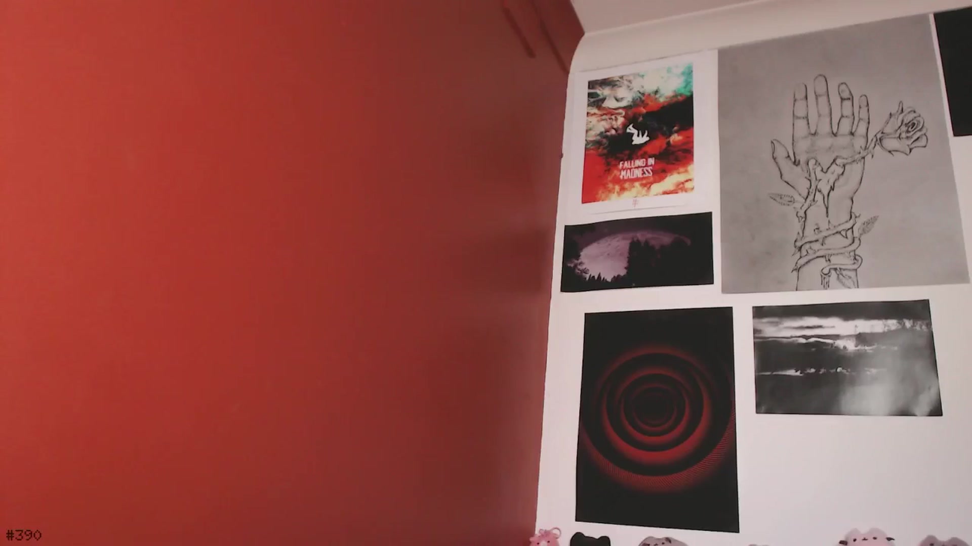 Gallery image thumbnail from RoomToAvoid's myfreecams stream on, 05/11/2025, 06:41 image 17 of 20