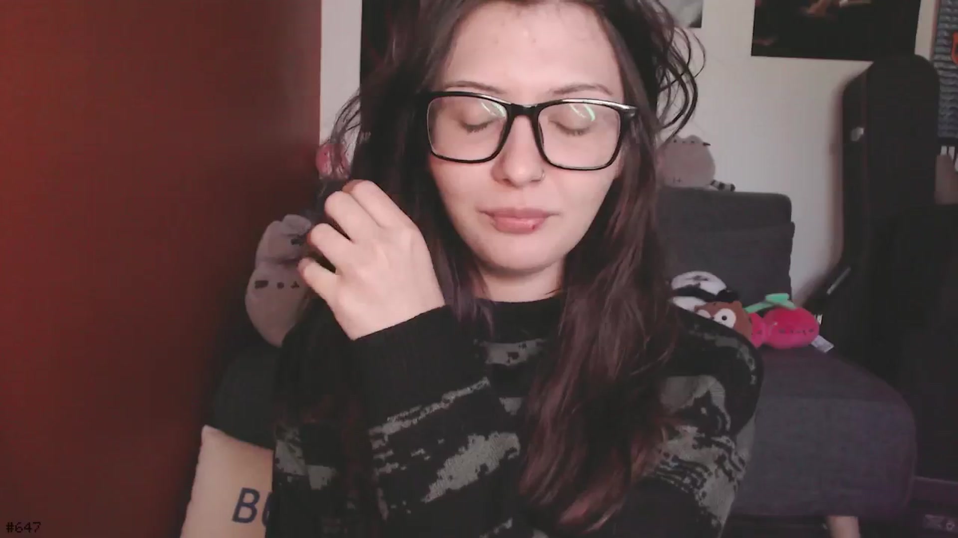 Gallery image thumbnail from RoomToAvoid's myfreecams stream on, 05/11/2025, 06:41 image 12 of 20