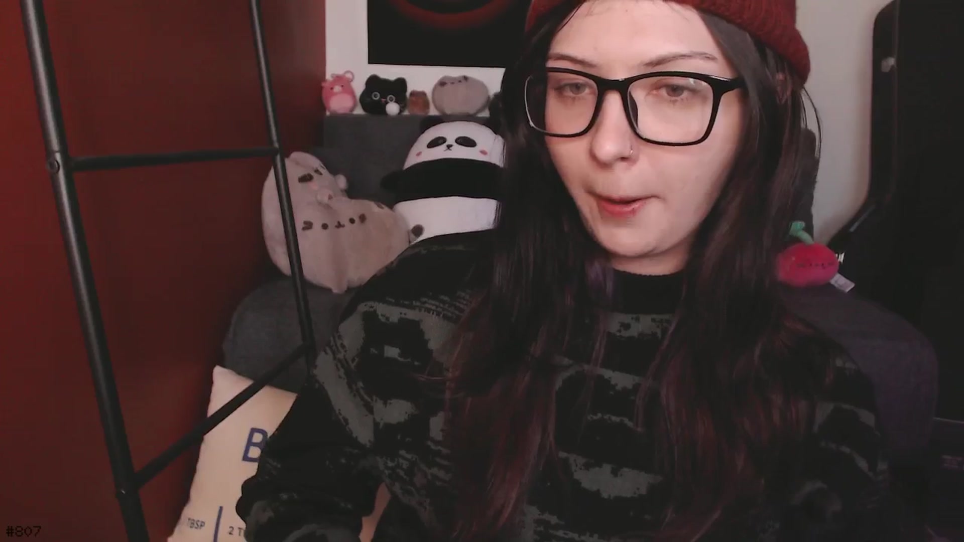 Gallery image thumbnail from RoomToAvoid's myfreecams stream on, 05/11/2025, 06:41 image 7 of 20