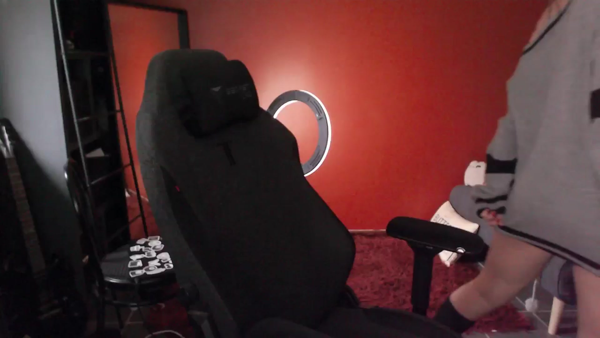 Gallery image thumbnail from RoomToAvoid's myfreecams stream on, 05/16/2025, 04:56 image 18 of 20