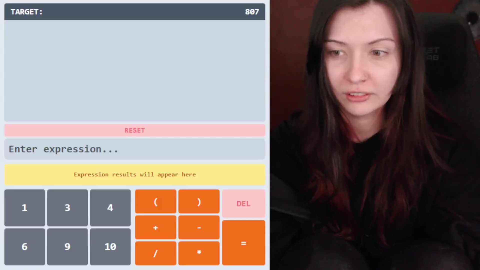 Gallery image thumbnail from RoomToAvoid's myfreecams stream on, 05/18/2025, 07:27 image 14 of 20