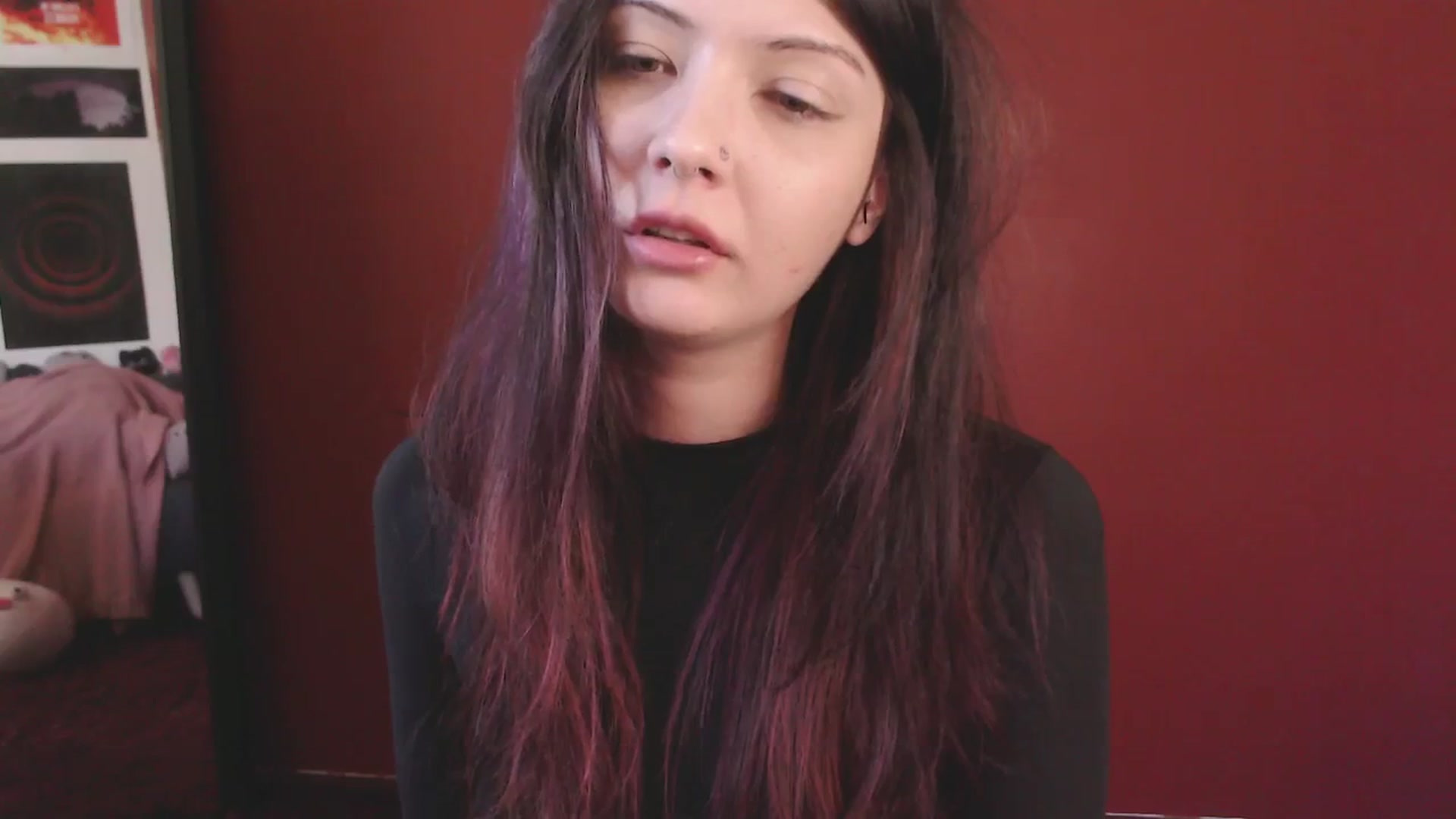 Gallery image thumbnail from RoomToAvoid's myfreecams stream on, 05/25/2025, 04:26 image 19 of 20