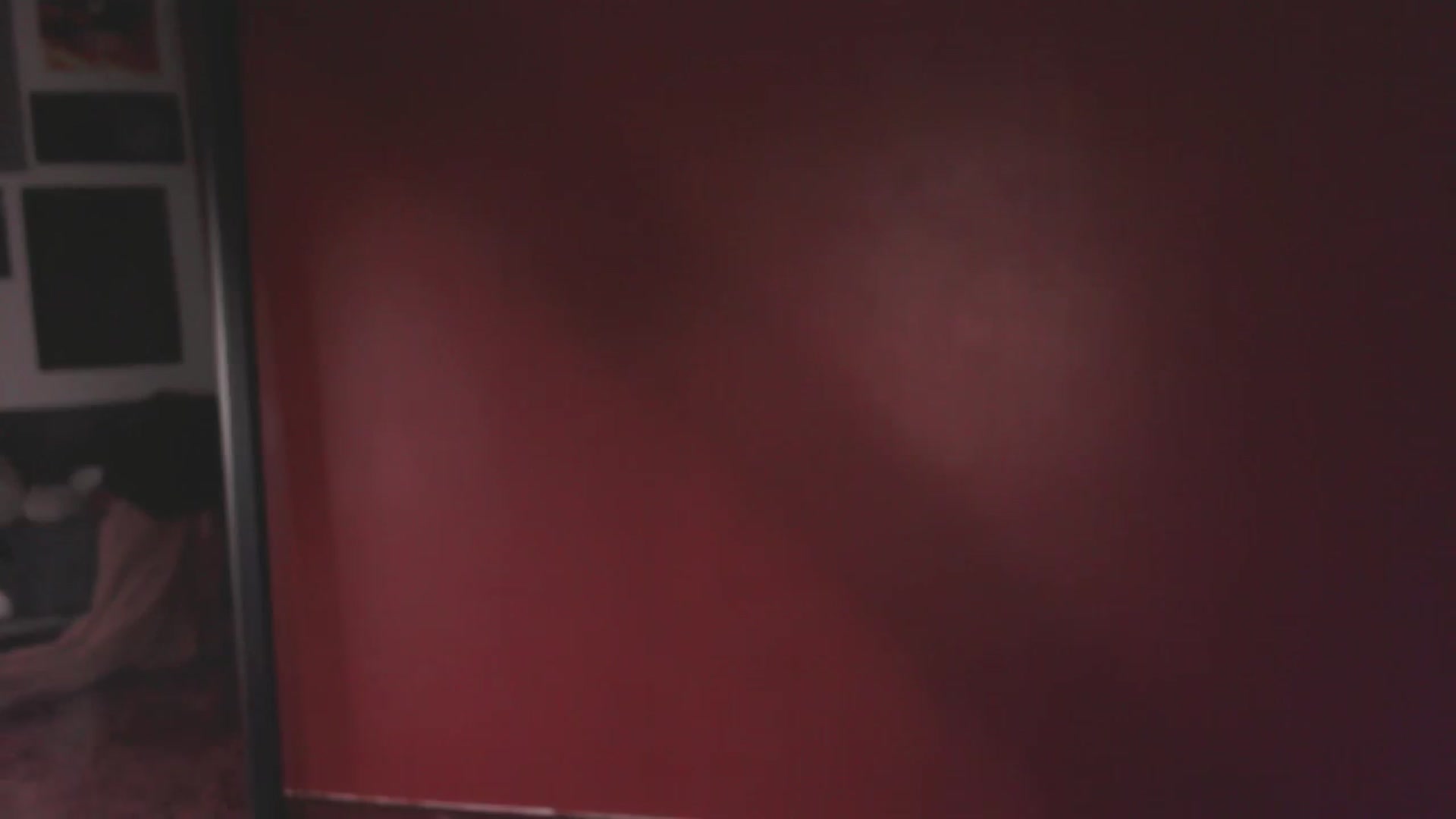 Gallery image thumbnail from RoomToAvoid's myfreecams stream on, 05/26/2025, 01:45 image 19 of 20