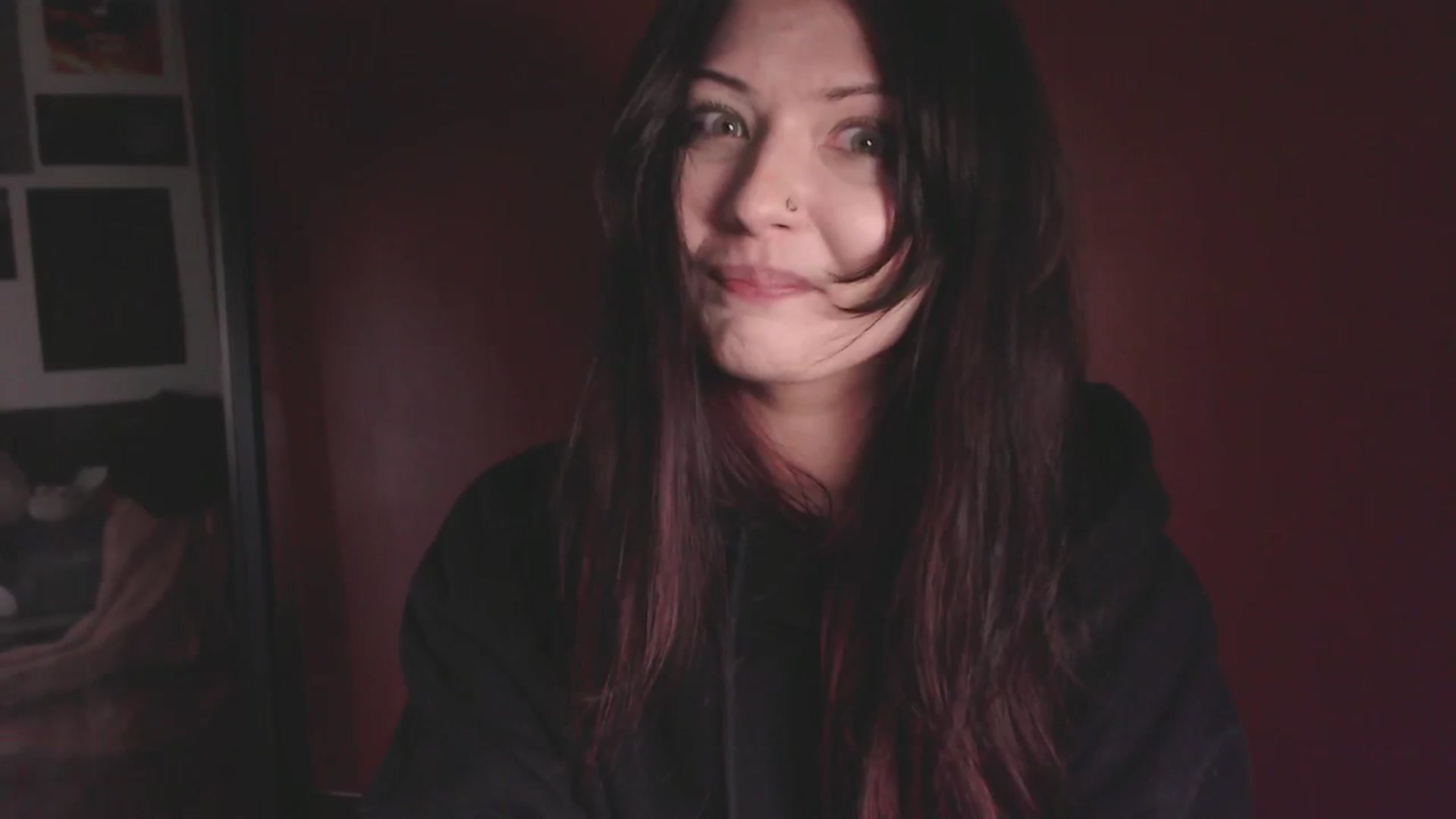 Gallery image thumbnail from RoomToAvoid's myfreecams stream on, 05/26/2025, 01:45 image 20 of 20