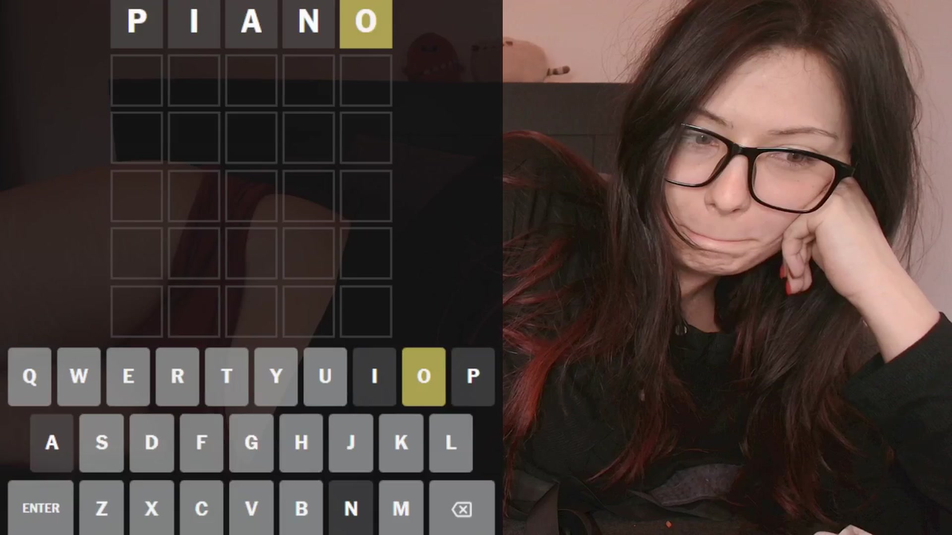 Gallery image thumbnail from RoomToAvoid's myfreecams stream on, 06/26/2025, 05:20 image 12 of 20