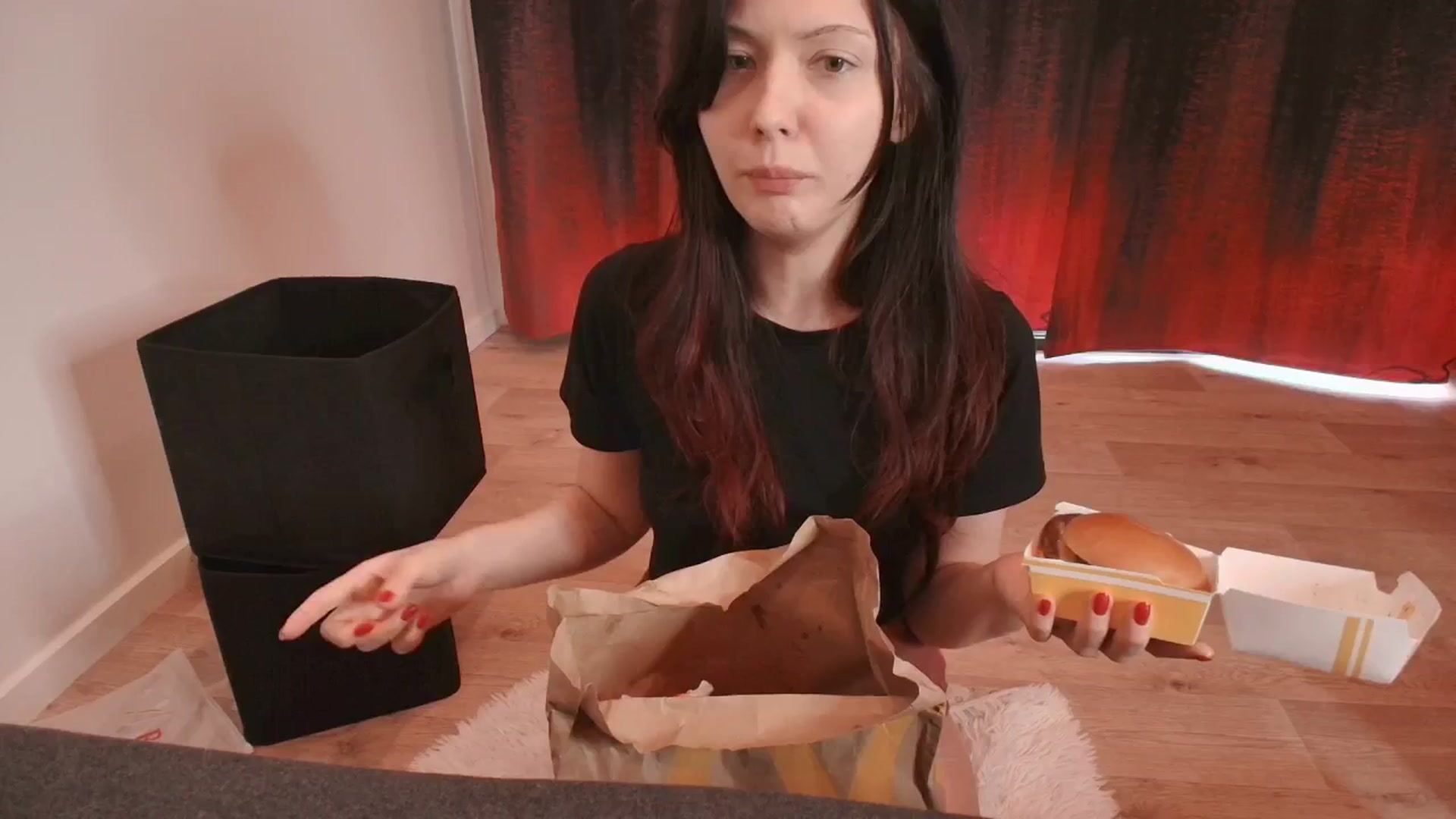 Gallery image thumbnail from RoomToAvoid's myfreecams stream on, 06/27/2025, 06:00 image 10 of 20