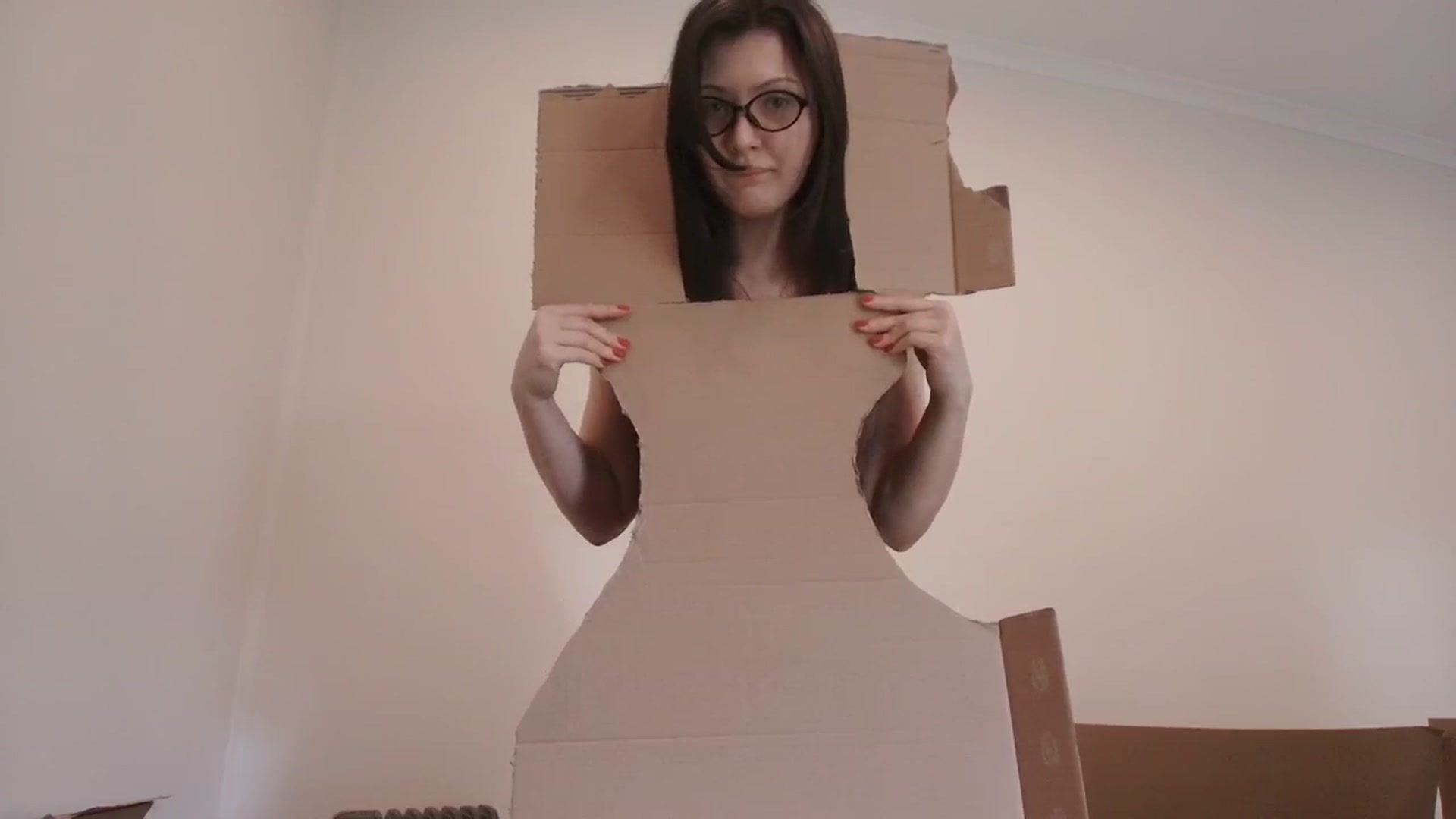 Gallery image thumbnail from RoomToAvoid's myfreecams stream on, 06/30/2025, 04:49 image 14 of 20