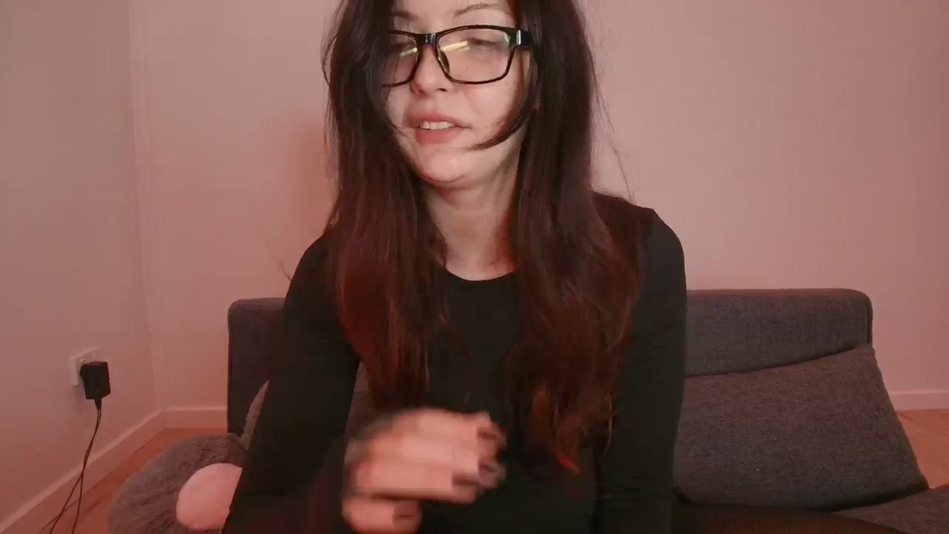 Gallery image thumbnail from RoomToAvoid's myfreecams stream on, 07/09/2025, 05:09 image 2 of 20