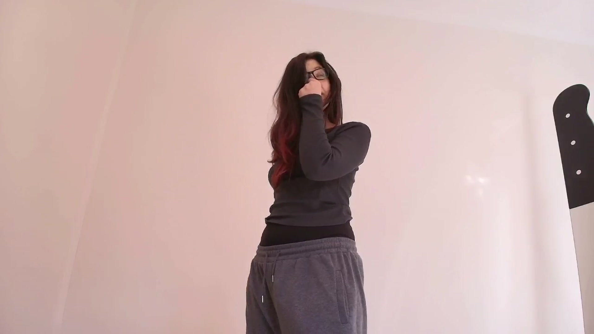 Gallery image thumbnail from RoomToAvoid's myfreecams stream on, 07/20/2025, 04:50 image 2 of 20