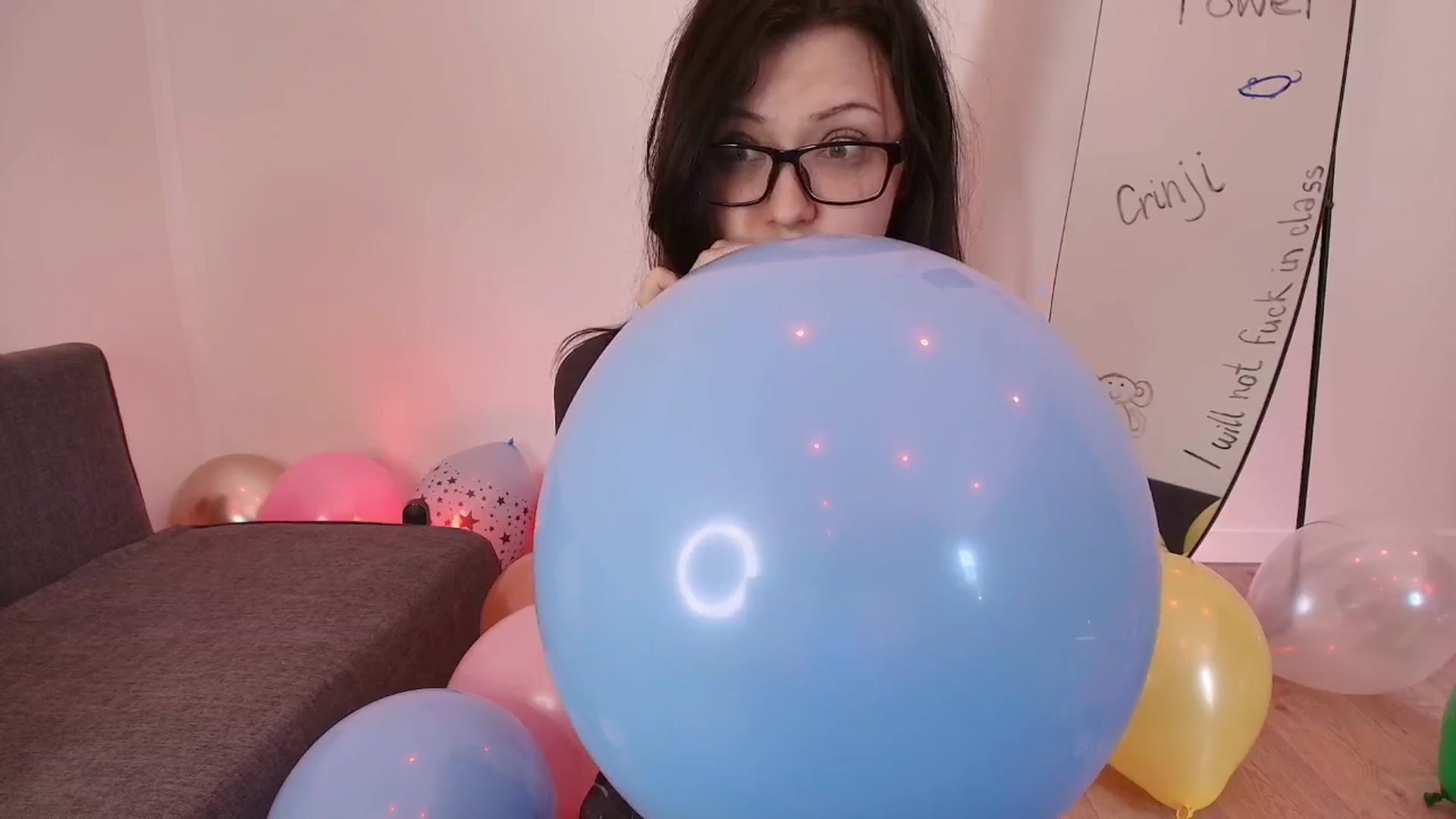 Gallery image thumbnail from RoomToAvoid's myfreecams stream on, 07/20/2025, 04:50 image 14 of 20