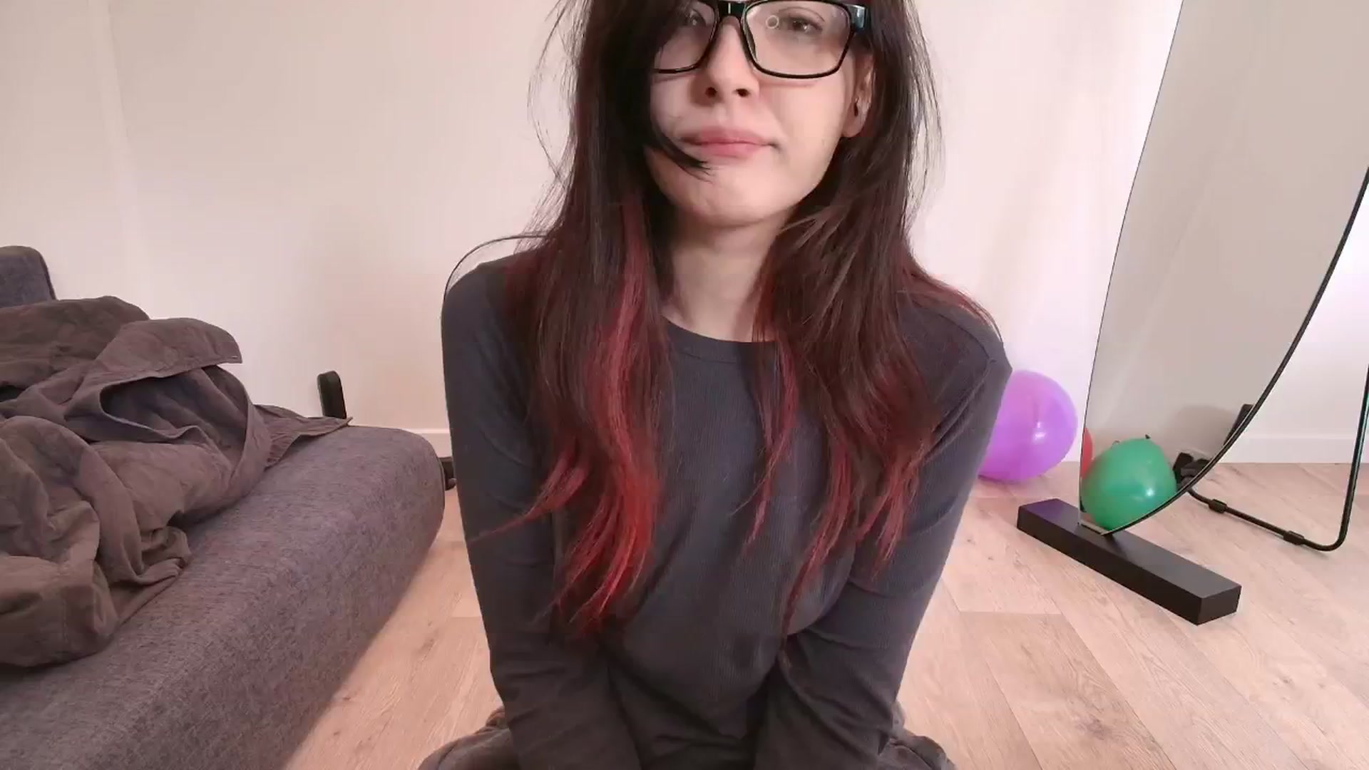 Gallery image thumbnail from RoomToAvoid's myfreecams stream on, 07/20/2025, 04:50 image 3 of 20