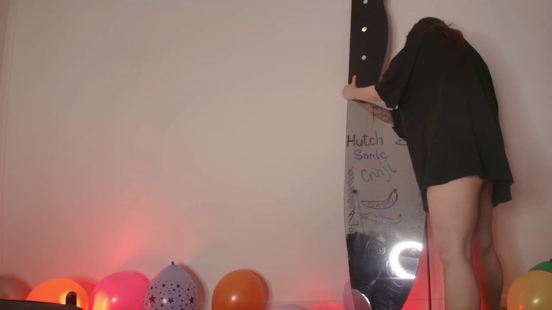 Gallery image thumbnail from RoomToAvoid's myfreecams stream on, 07/23/2025, 05:34 image 6 of 20