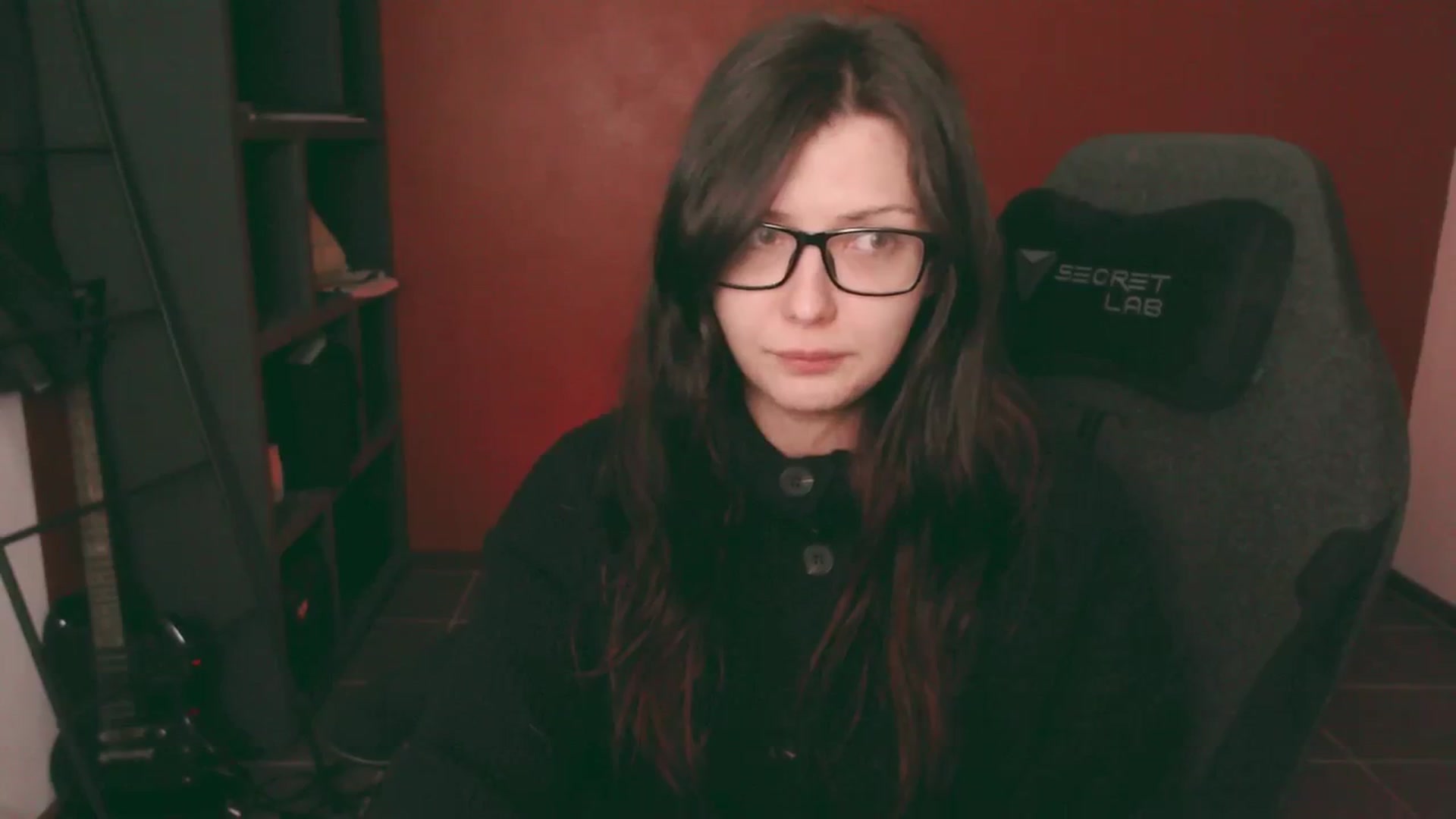 Gallery image thumbnail from RoomToAvoid's myfreecams stream on, 08/04/2025, 06:02 image 15 of 20