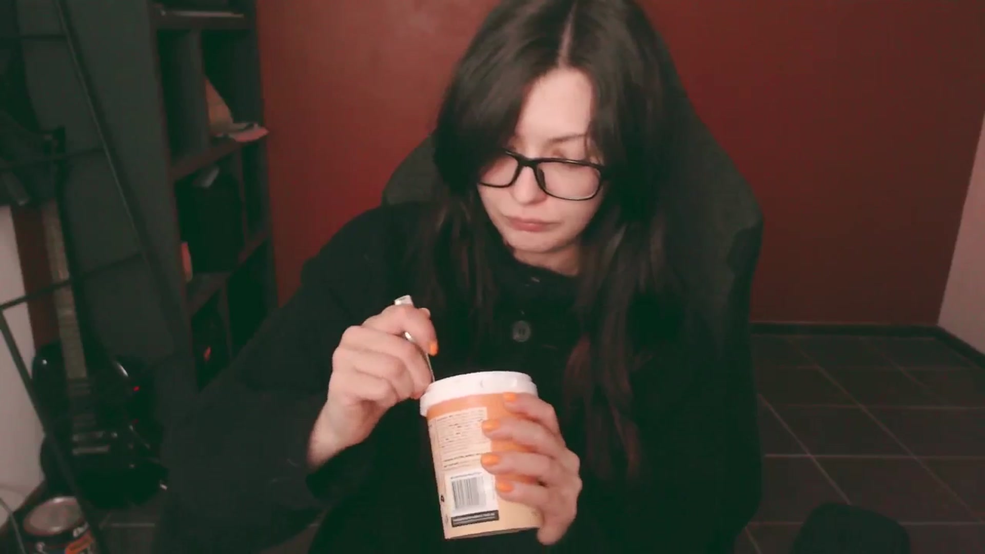 Gallery image thumbnail from RoomToAvoid's myfreecams stream on, 08/04/2025, 06:02 image 12 of 20