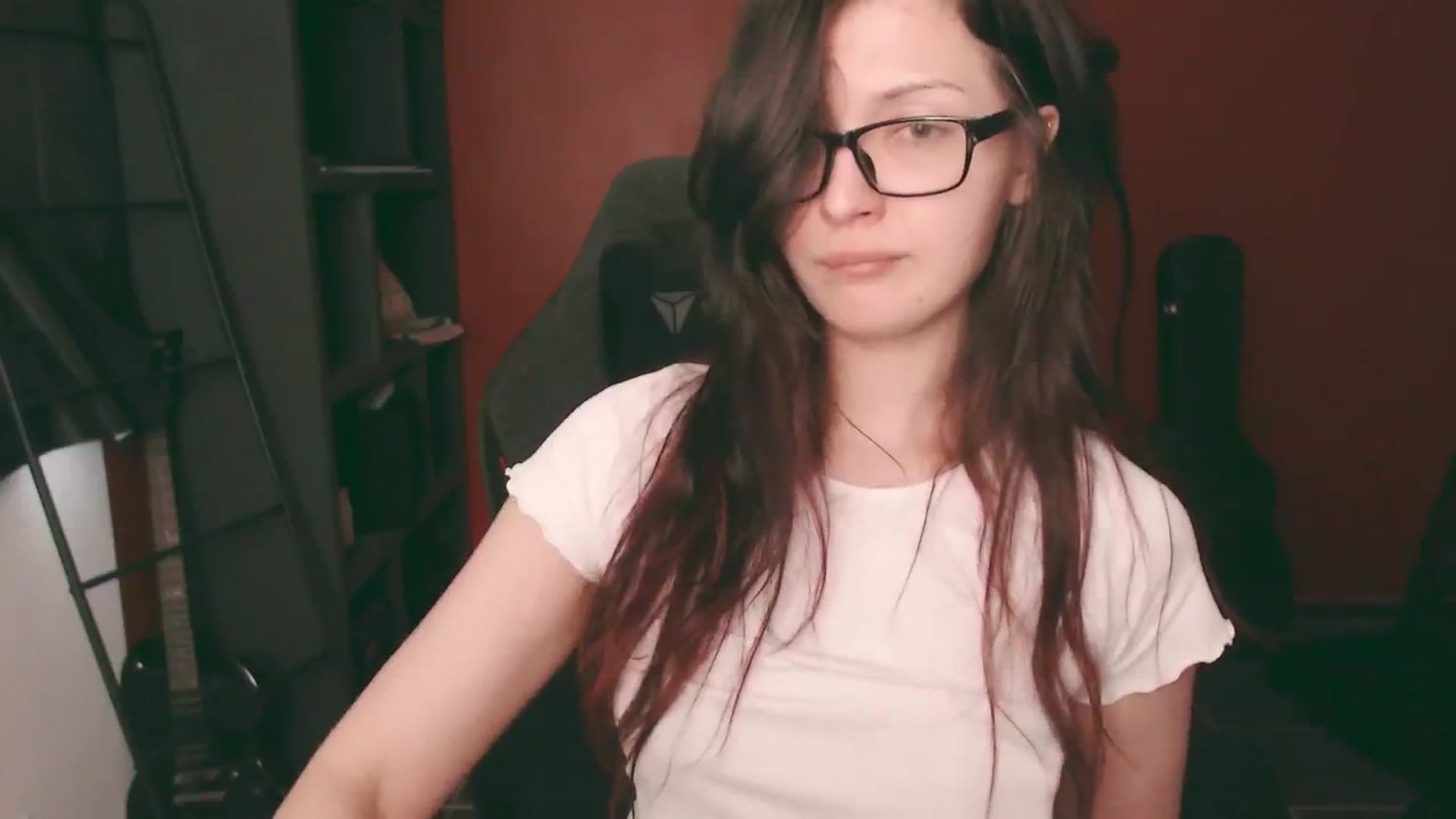 Gallery image thumbnail from RoomToAvoid's myfreecams stream on, 08/05/2025, 04:54 image 7 of 20