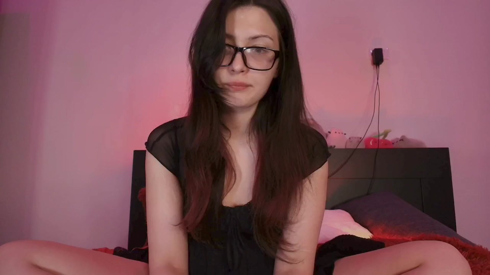 Gallery image thumbnail from RoomToAvoid's myfreecams stream on, 08/10/2025, 06:19 image 1 of 20
