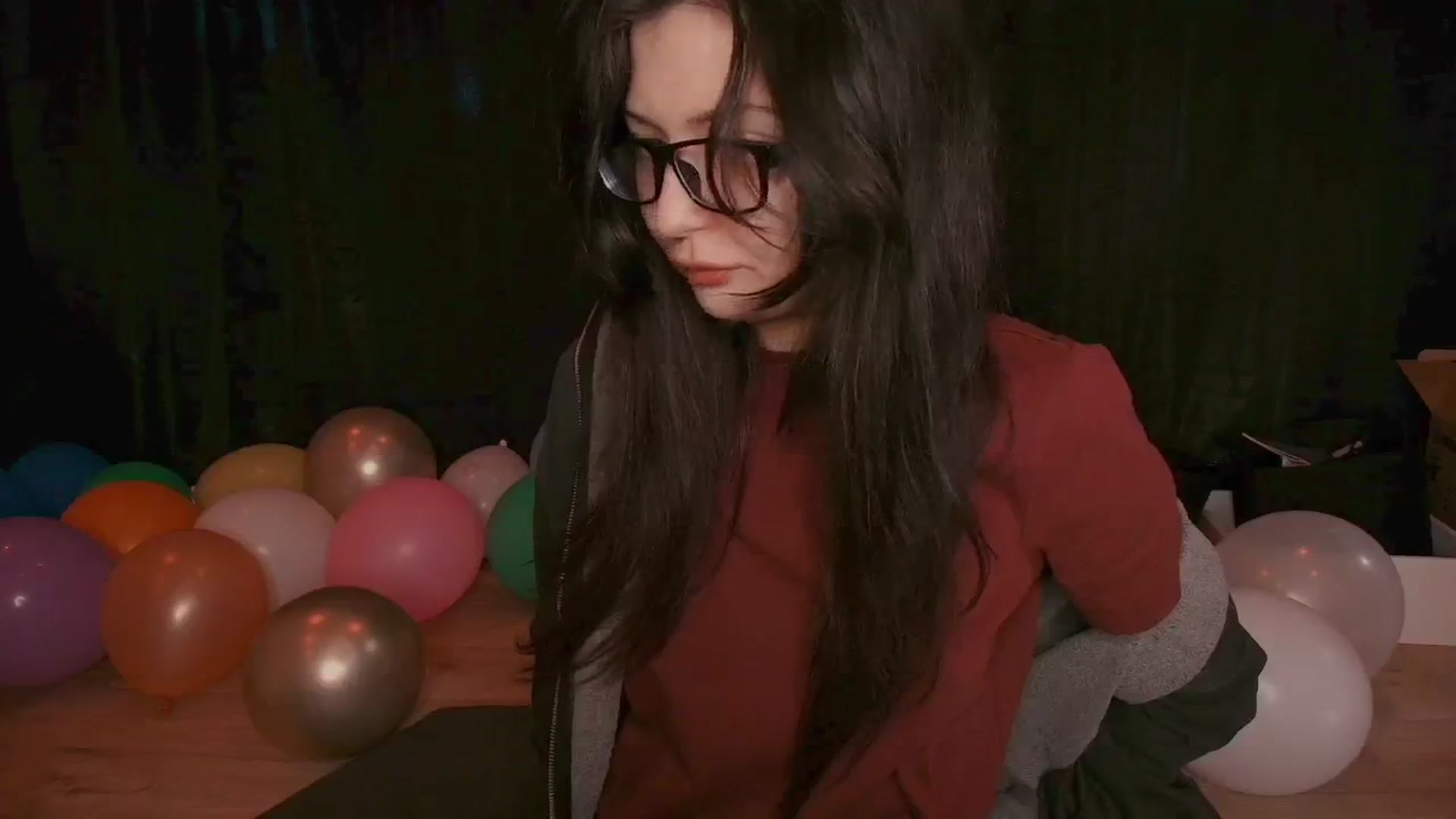 Gallery image thumbnail from RoomToAvoid's myfreecams stream on, 08/14/2025, 02:00 image 8 of 20