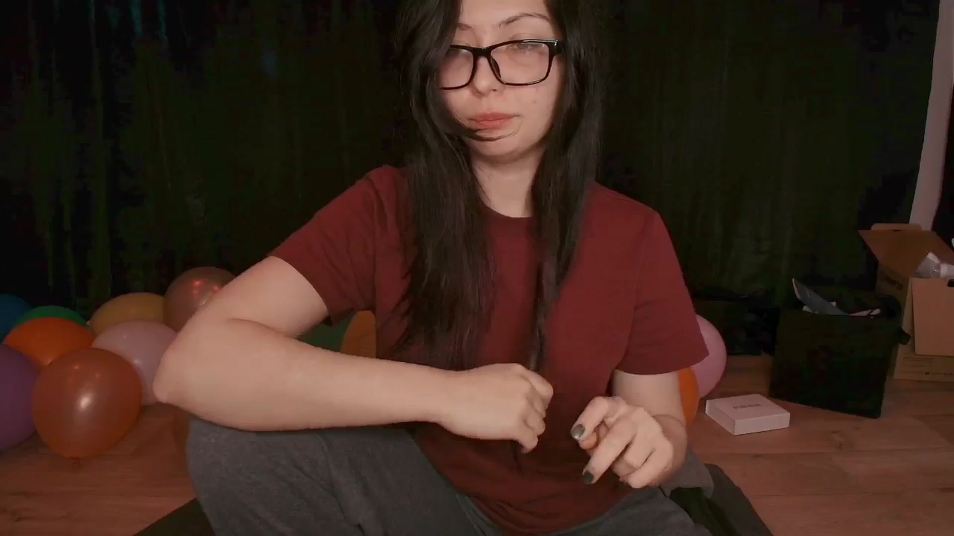 Gallery image thumbnail from RoomToAvoid's myfreecams stream on, 08/14/2025, 02:00 image 12 of 20