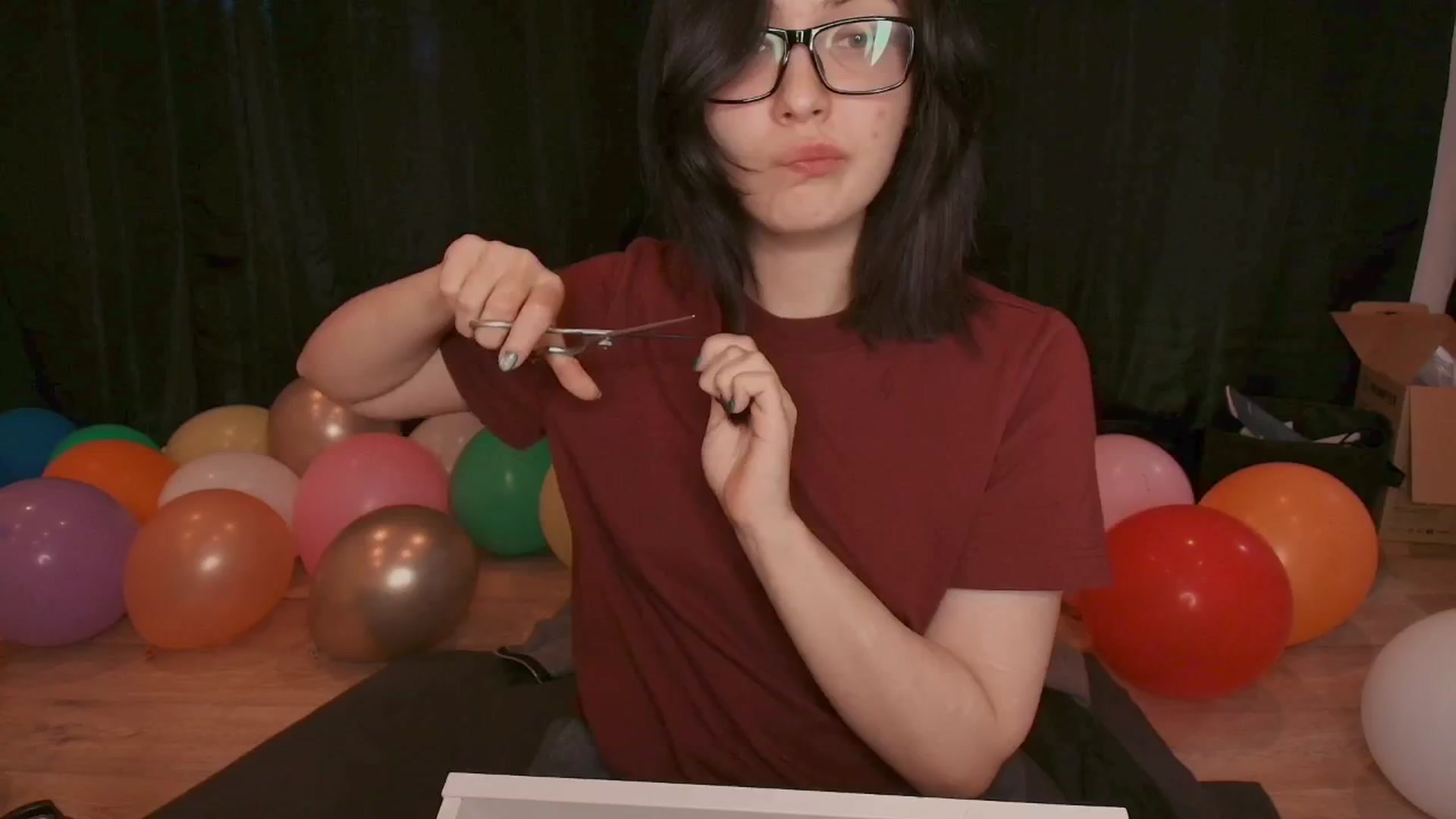 Gallery image thumbnail from RoomToAvoid's myfreecams stream on, 08/14/2025, 04:35 image 1 of 20