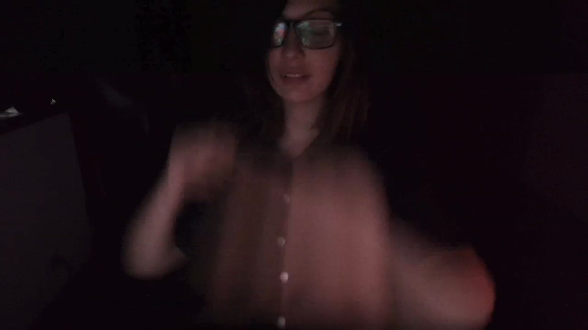 Gallery image thumbnail from RoomToAvoid's myfreecams stream on, 08/29/2025, 05:19 image 19 of 20