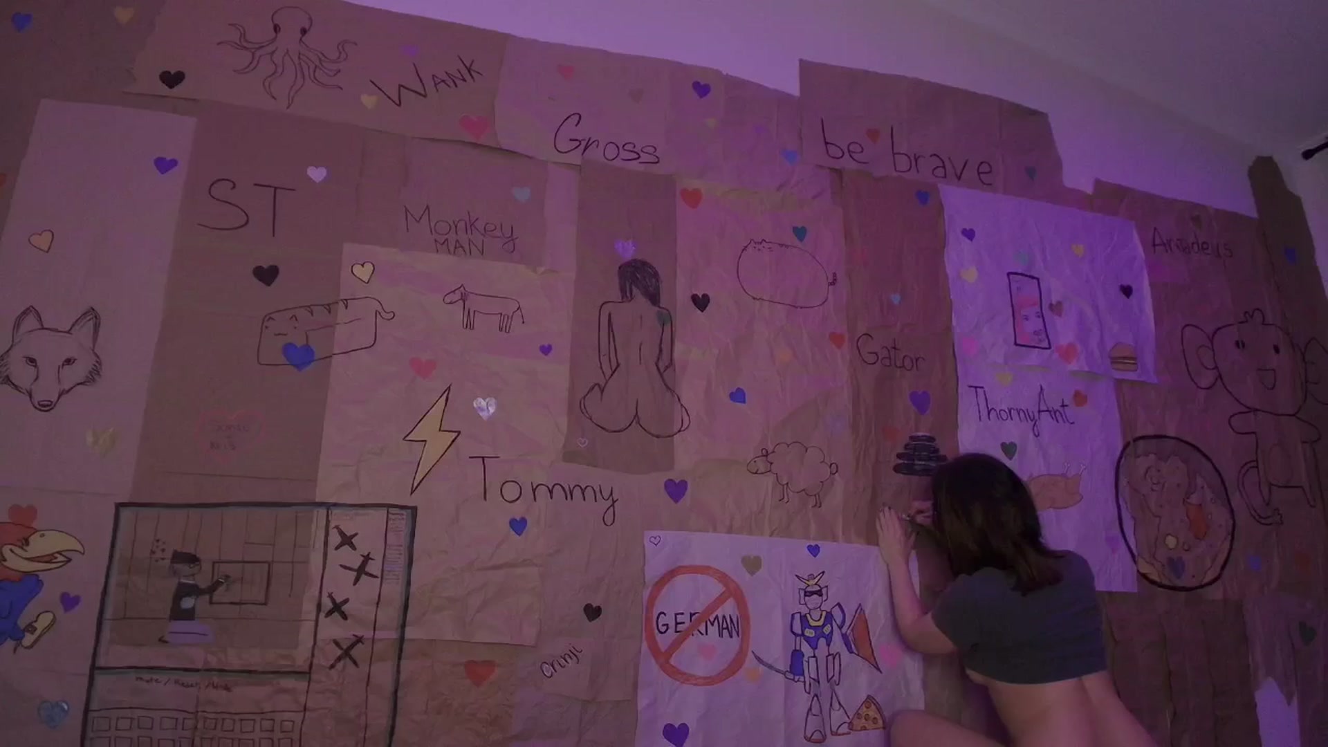 Gallery image thumbnail from RoomToAvoid's myfreecams stream on, 09/02/2025, 06:27 image 3 of 20