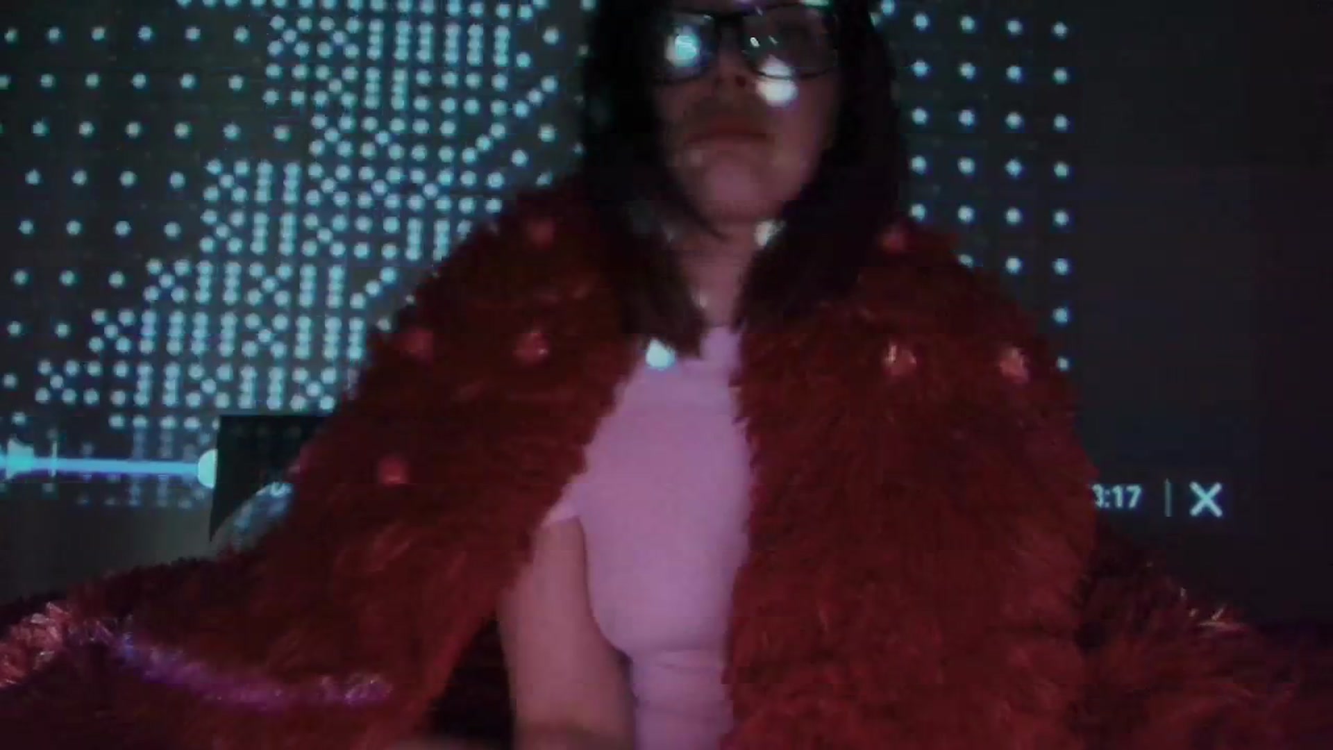 Gallery image thumbnail from RoomToAvoid's myfreecams stream on, 09/03/2025, 24:01 image 3 of 20
