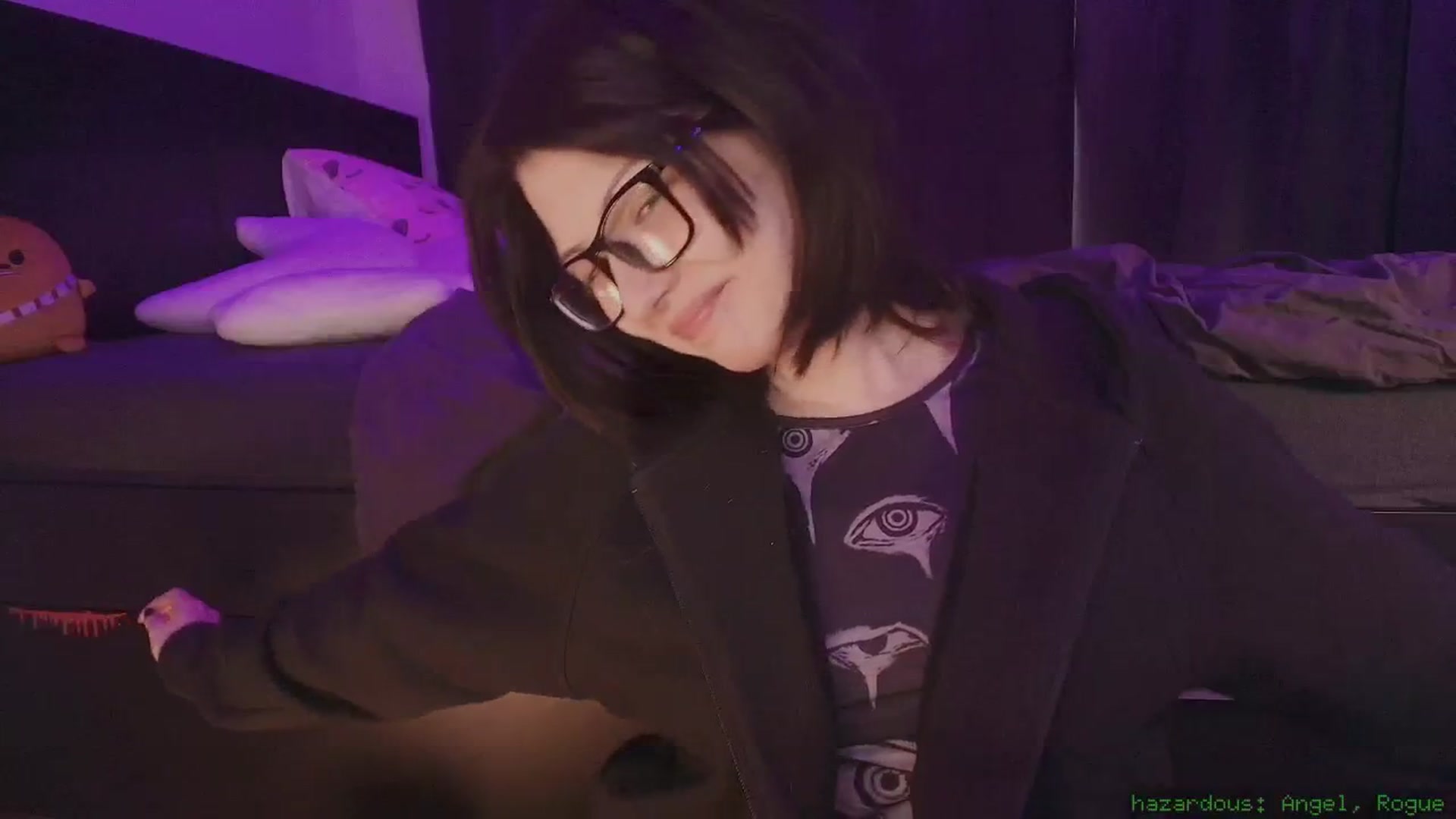 Gallery image thumbnail from RoomToAvoid's myfreecams stream on, 10/10/2025, 01:05 image 14 of 20