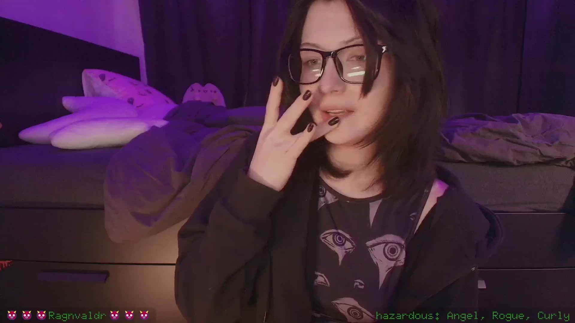 Gallery image thumbnail from RoomToAvoid's myfreecams stream on, 10/10/2025, 01:05 image 17 of 20