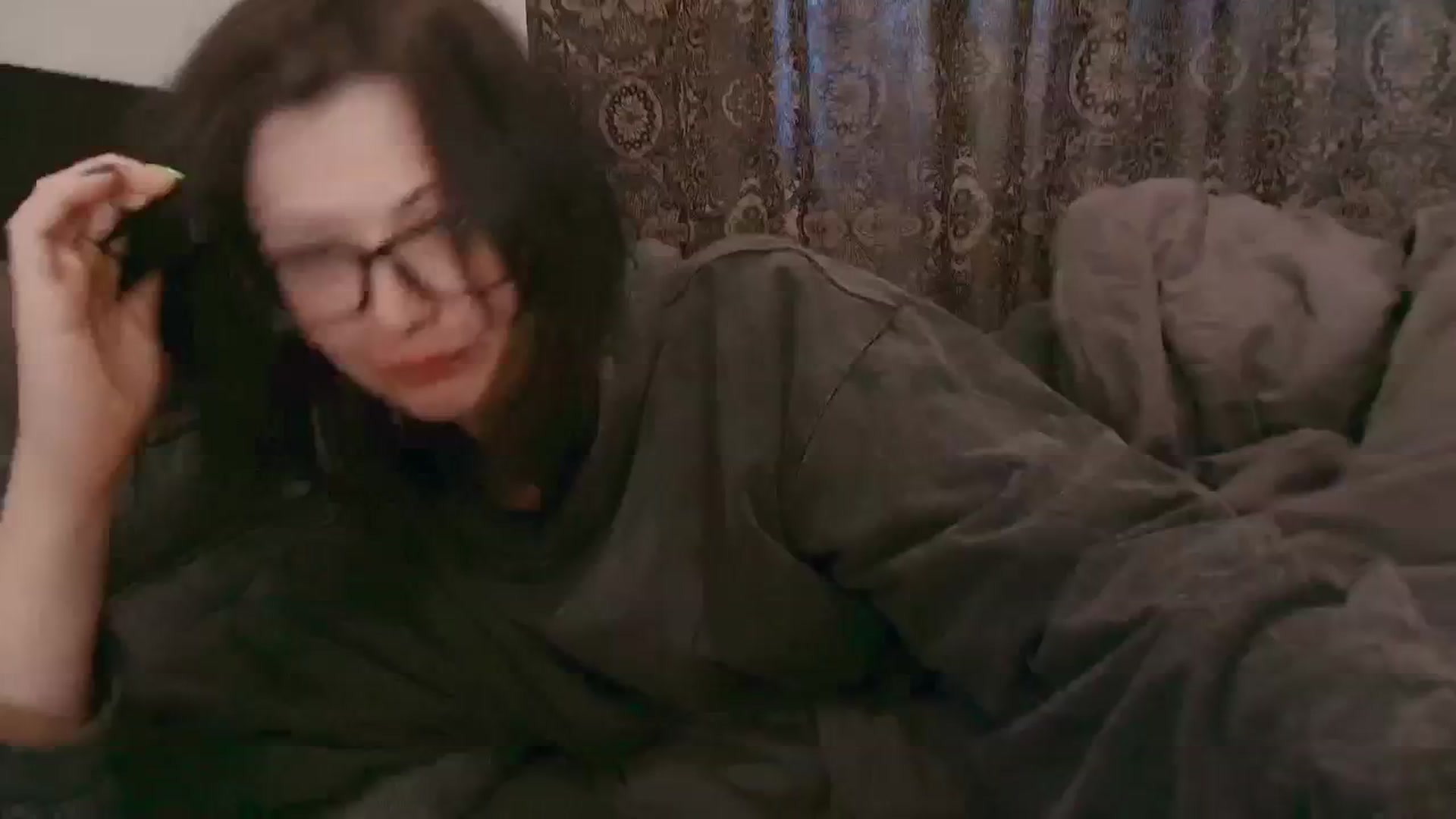 Gallery image thumbnail from RoomToAvoid's myfreecams stream on, 10/28/2025, 24:04 image 1 of 20