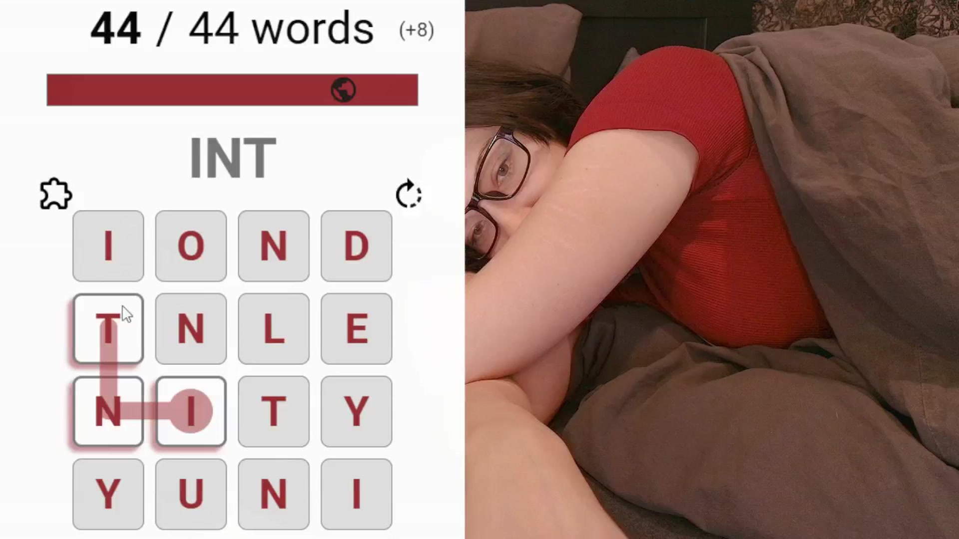 Gallery image thumbnail from RoomToAvoid's myfreecams stream on, 10/30/2025, 03:26 image 7 of 20