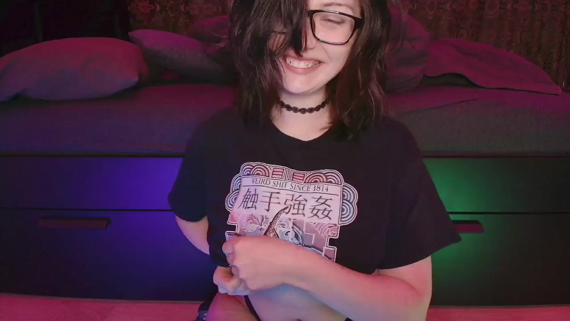 Gallery image thumbnail from RoomToAvoid's myfreecams stream on, 10/31/2025, 02:55 image 5 of 20