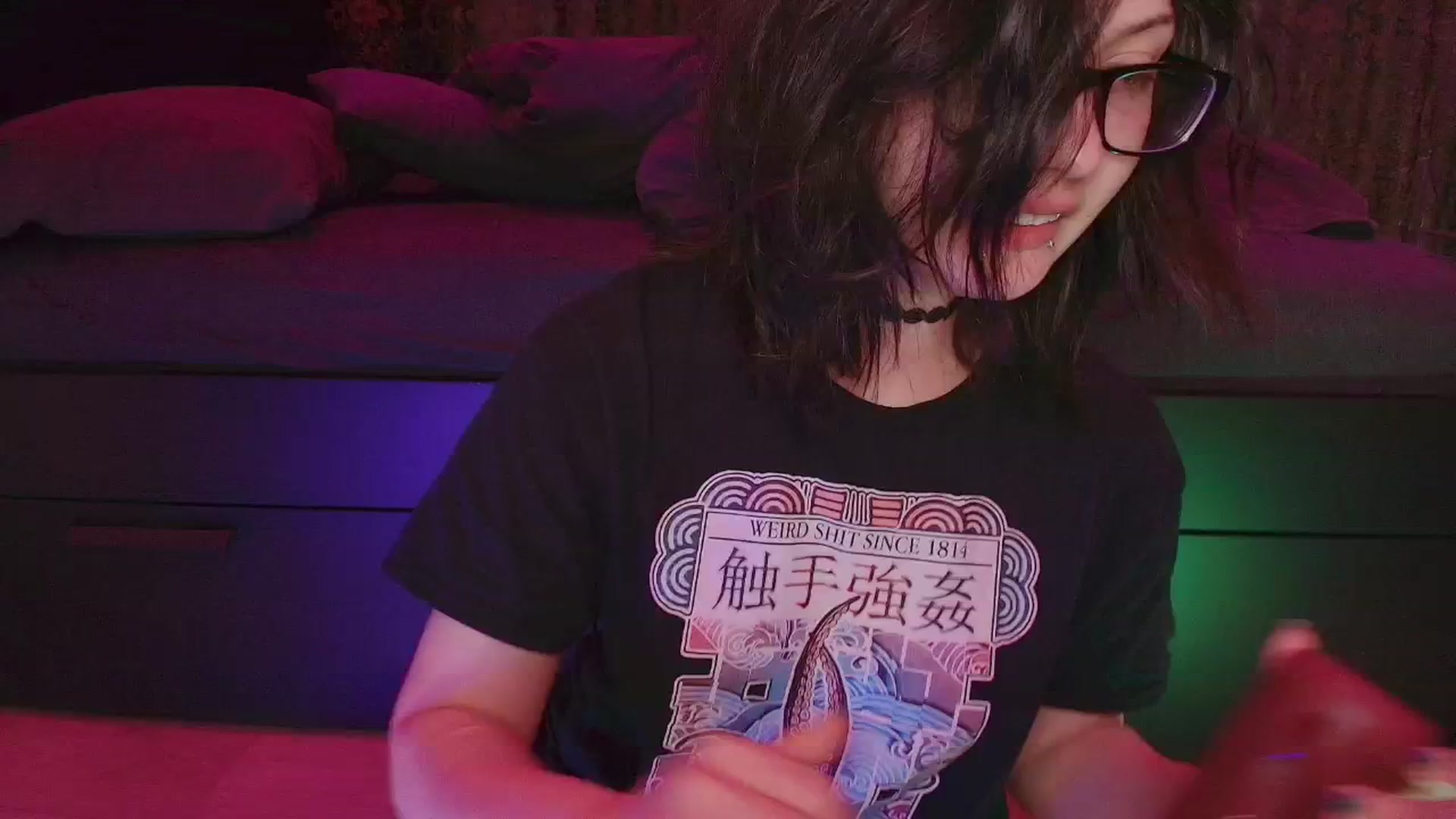 Gallery image thumbnail from RoomToAvoid's myfreecams stream on, 10/31/2025, 04:05 image 13 of 20